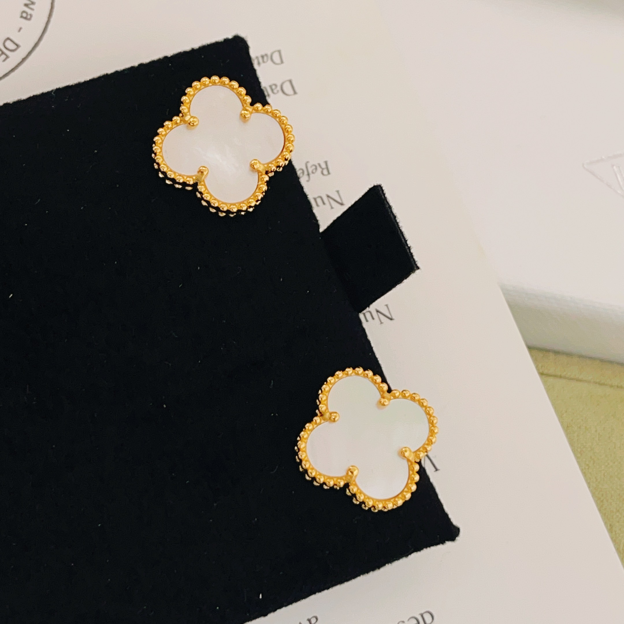 Van Cleef Arpels Vintage Alhambra earrings yellow gold white mother-of-pearl 15mm motif diameter