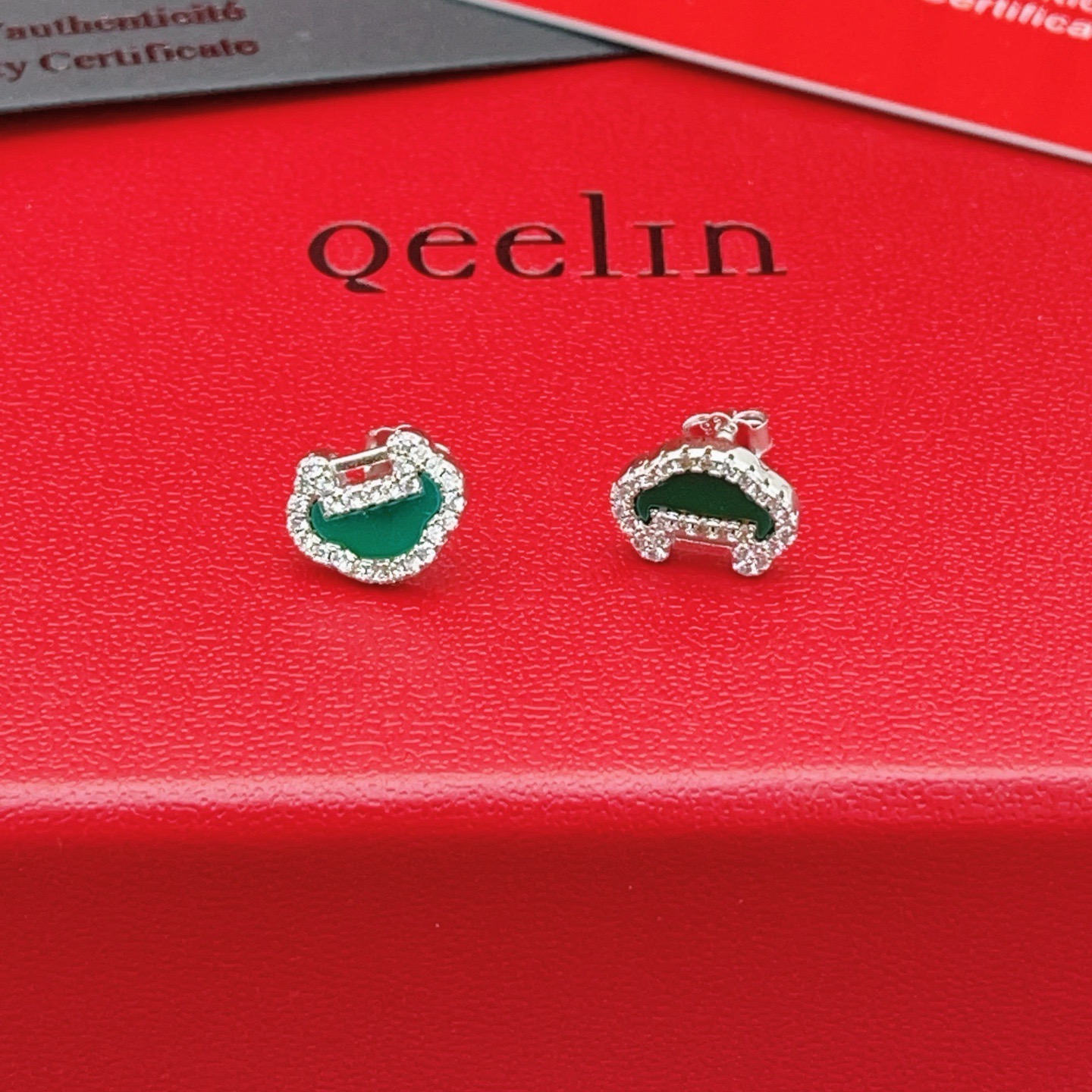 Qeelin ZP Series earrings 18K white gold green gemstone clear diamond accents 8mm stud diameter