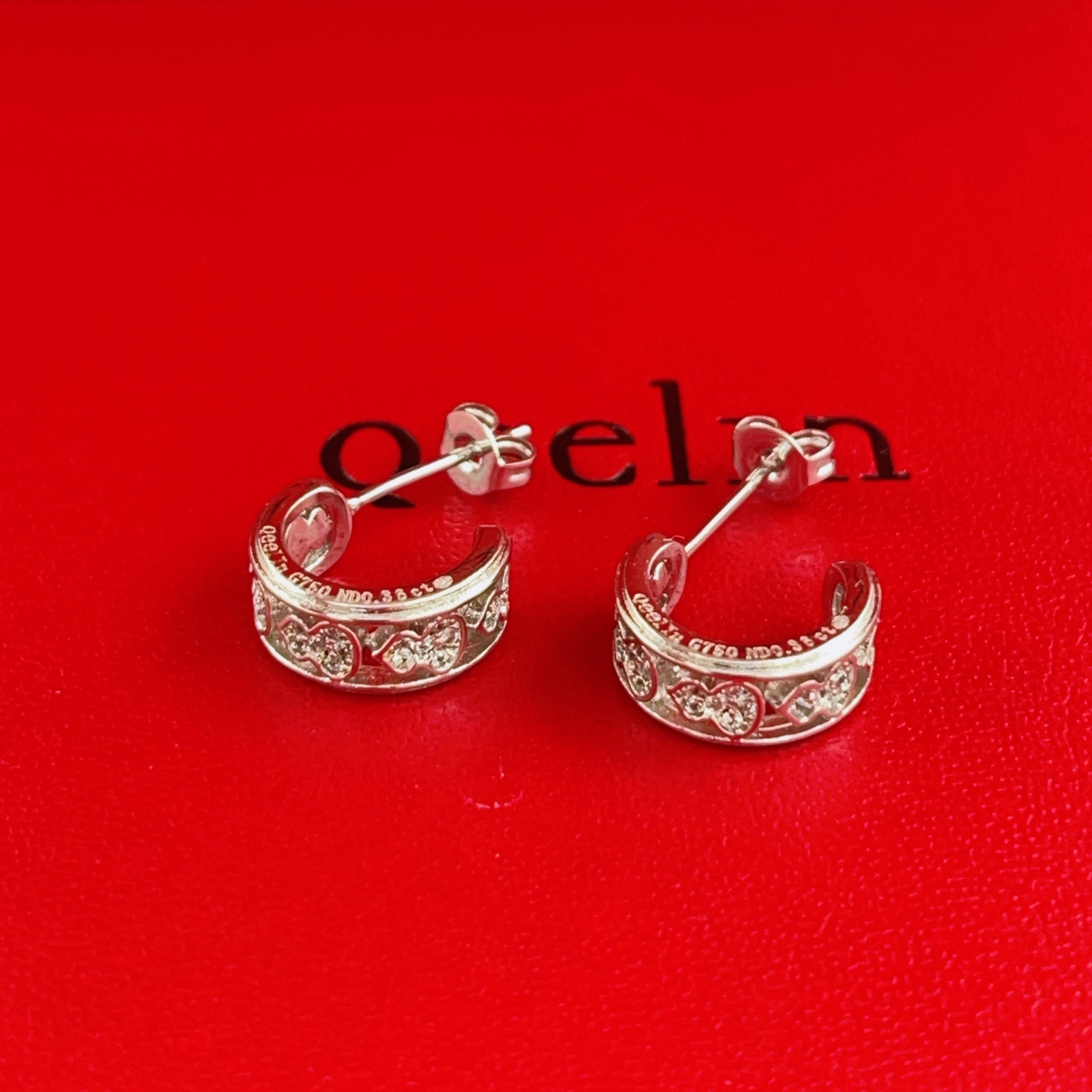 Qeelin Yu Yi earrings 18K white gold with clear diamonds 10mm outer diameter