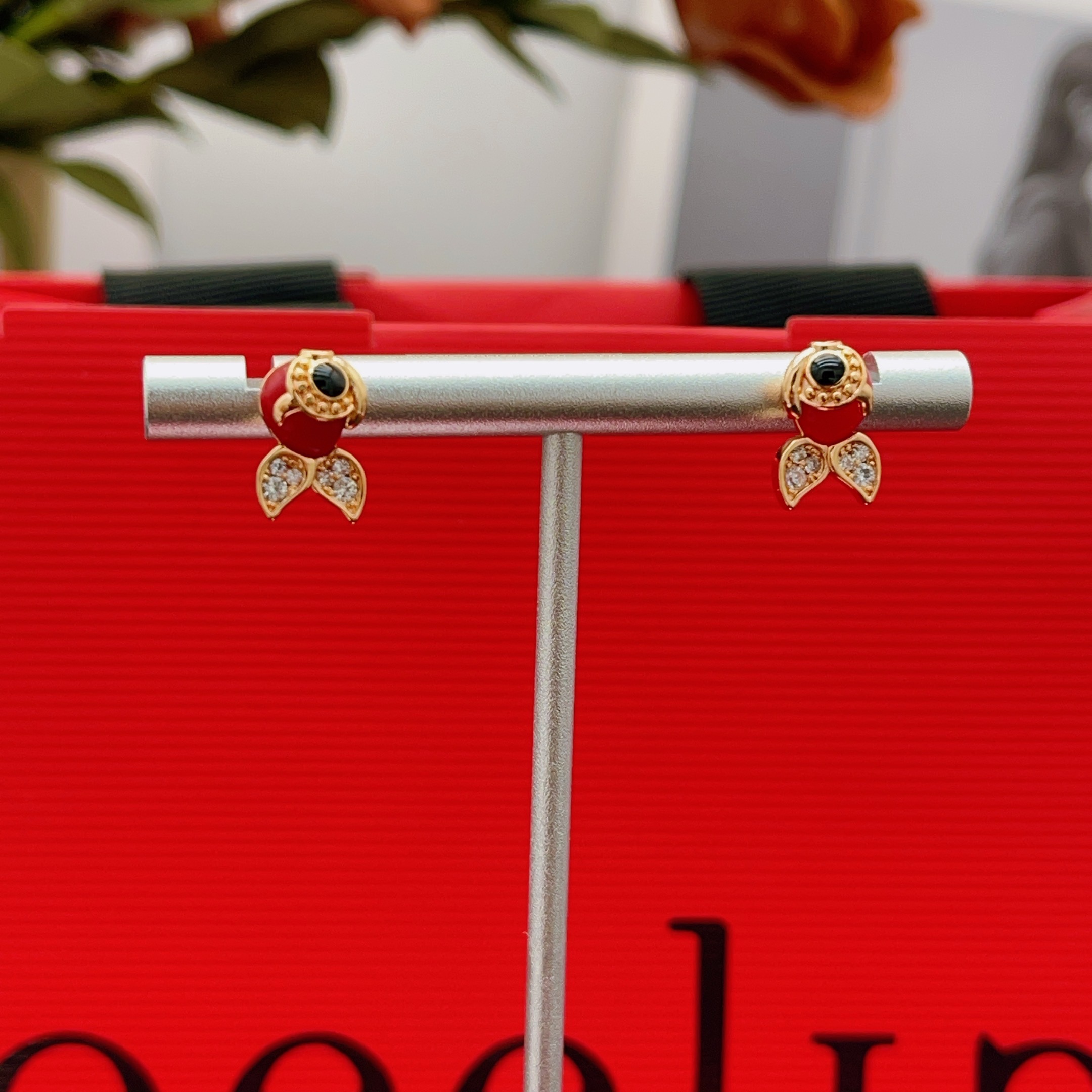 Qeelin Qin Qin earrings 18K rose gold red enamel black onyx white diamond One Size
