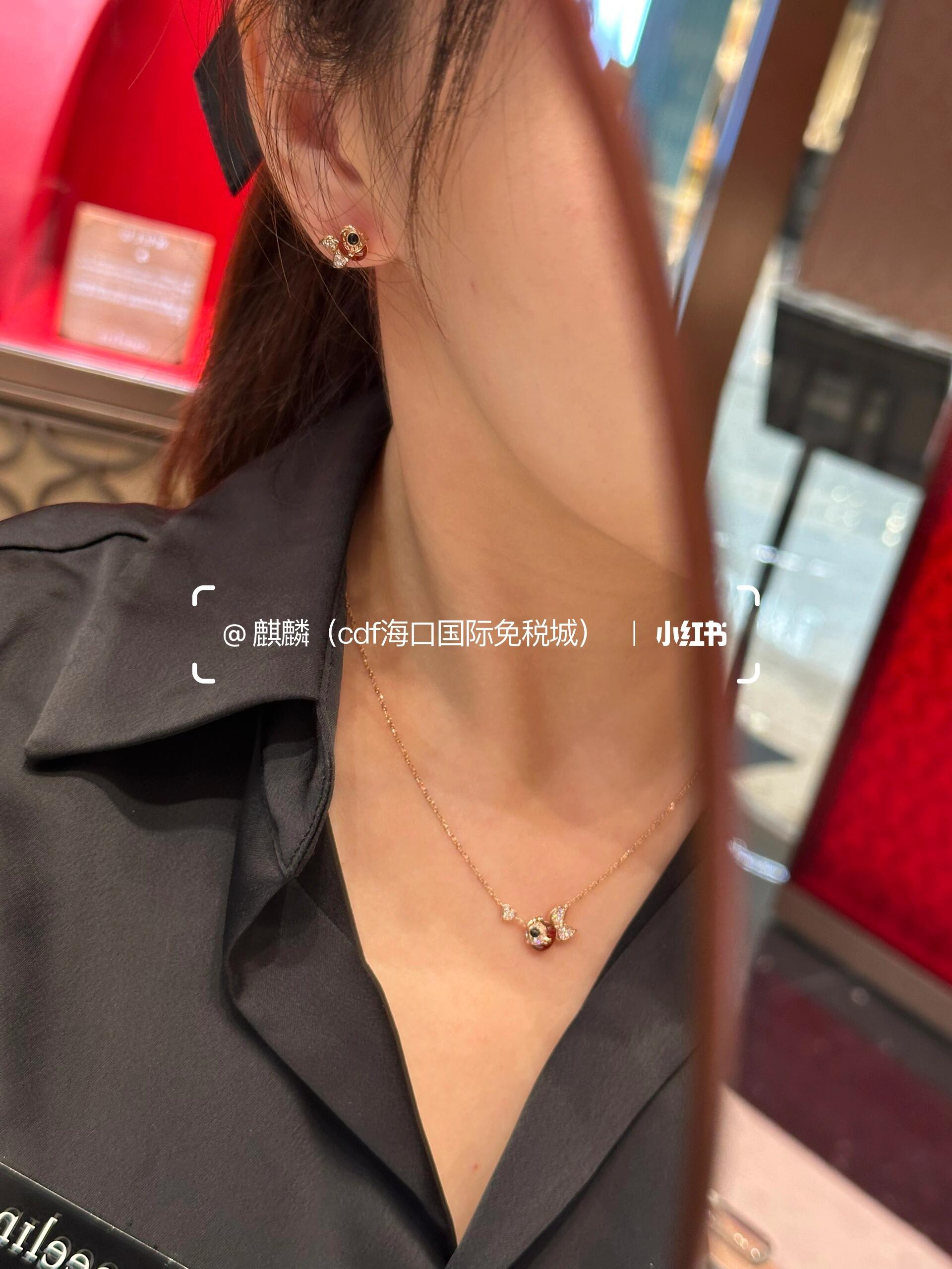 Qeelin Qin Qin earrings 18K rose gold red enamel black onyx white diamond One Size