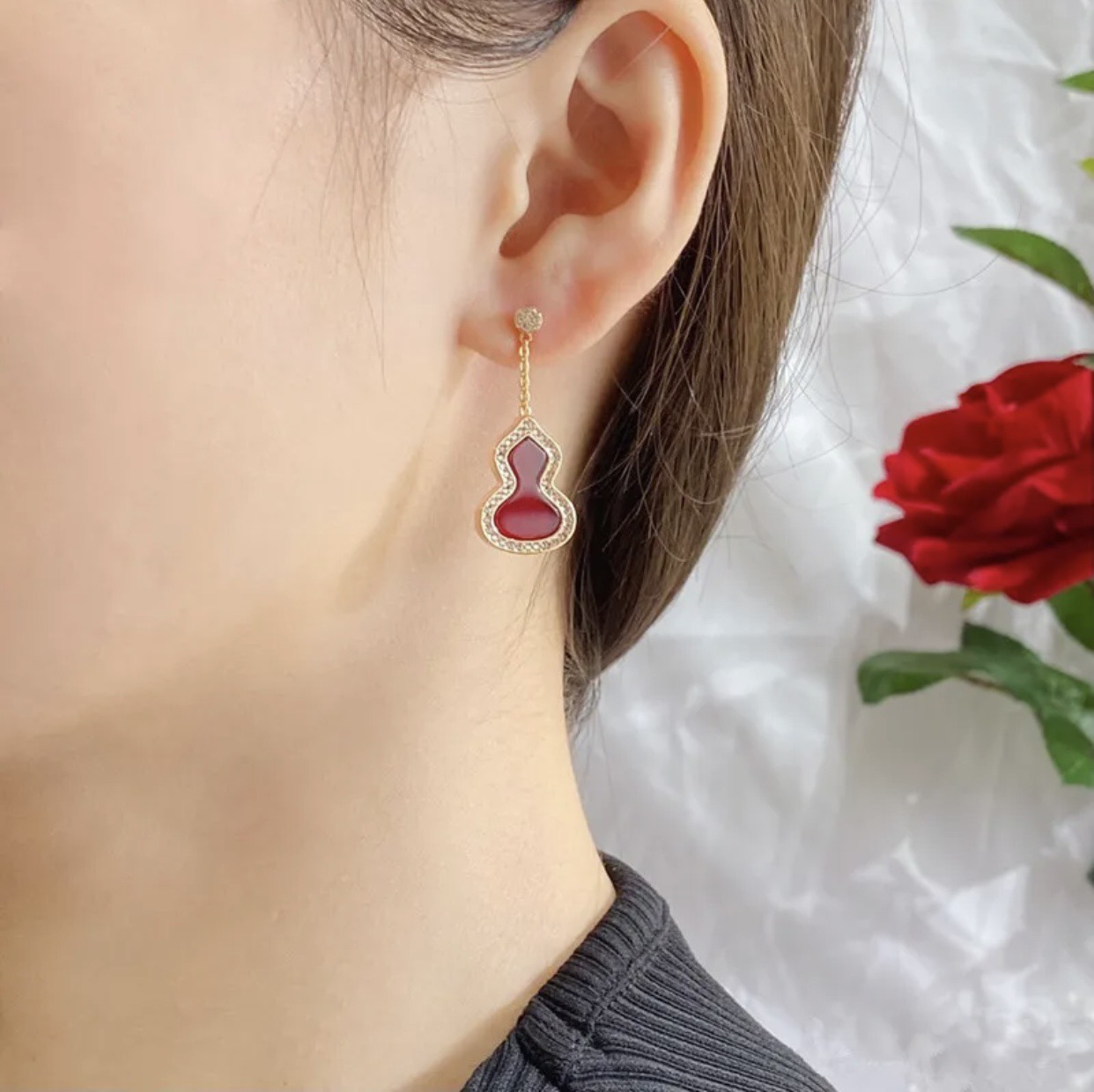 Qeelin Wulu earrings Rose gold metal red carnelian inlay clear diamond accents 3 5cm drop length