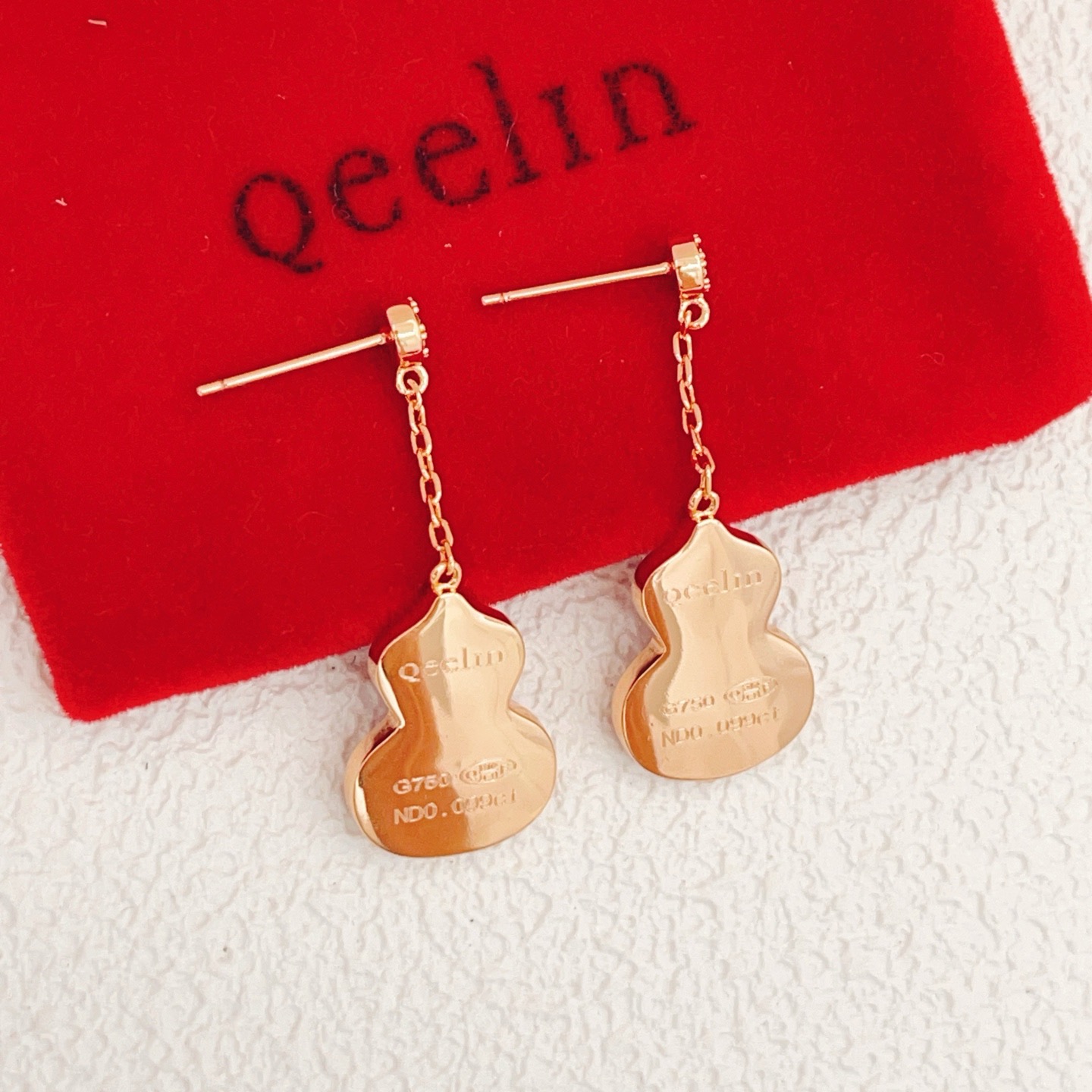 Qeelin Wulu earrings Rose gold metal red carnelian inlay clear diamond accents 3 5cm drop length