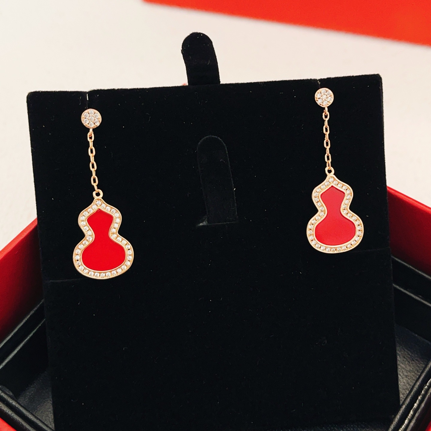 Qeelin Wulu earrings Rose gold metal red carnelian inlay clear diamond accents 3 5cm drop length