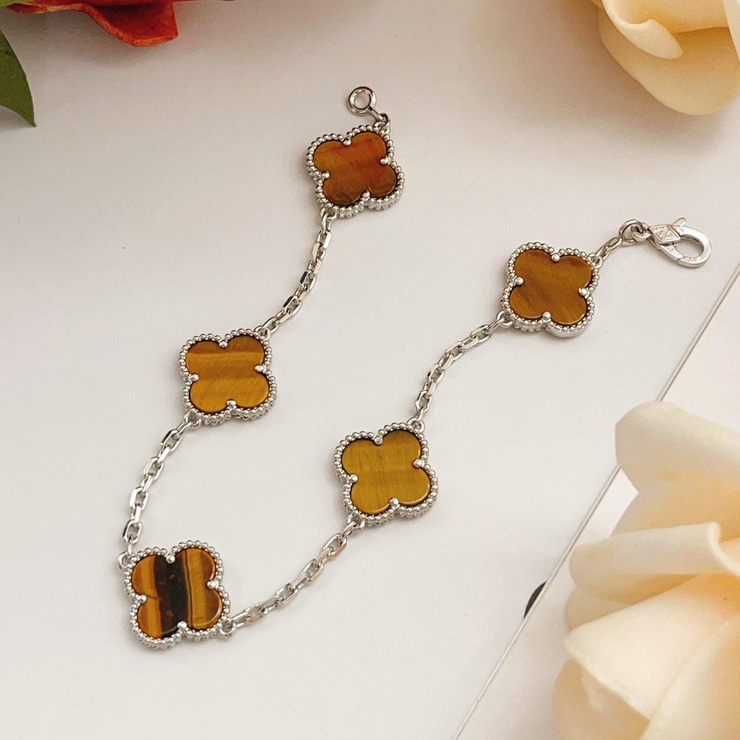 Van Cleef Arpels Vintage Alhambra bracelet White gold Tiger s Eye 18cm