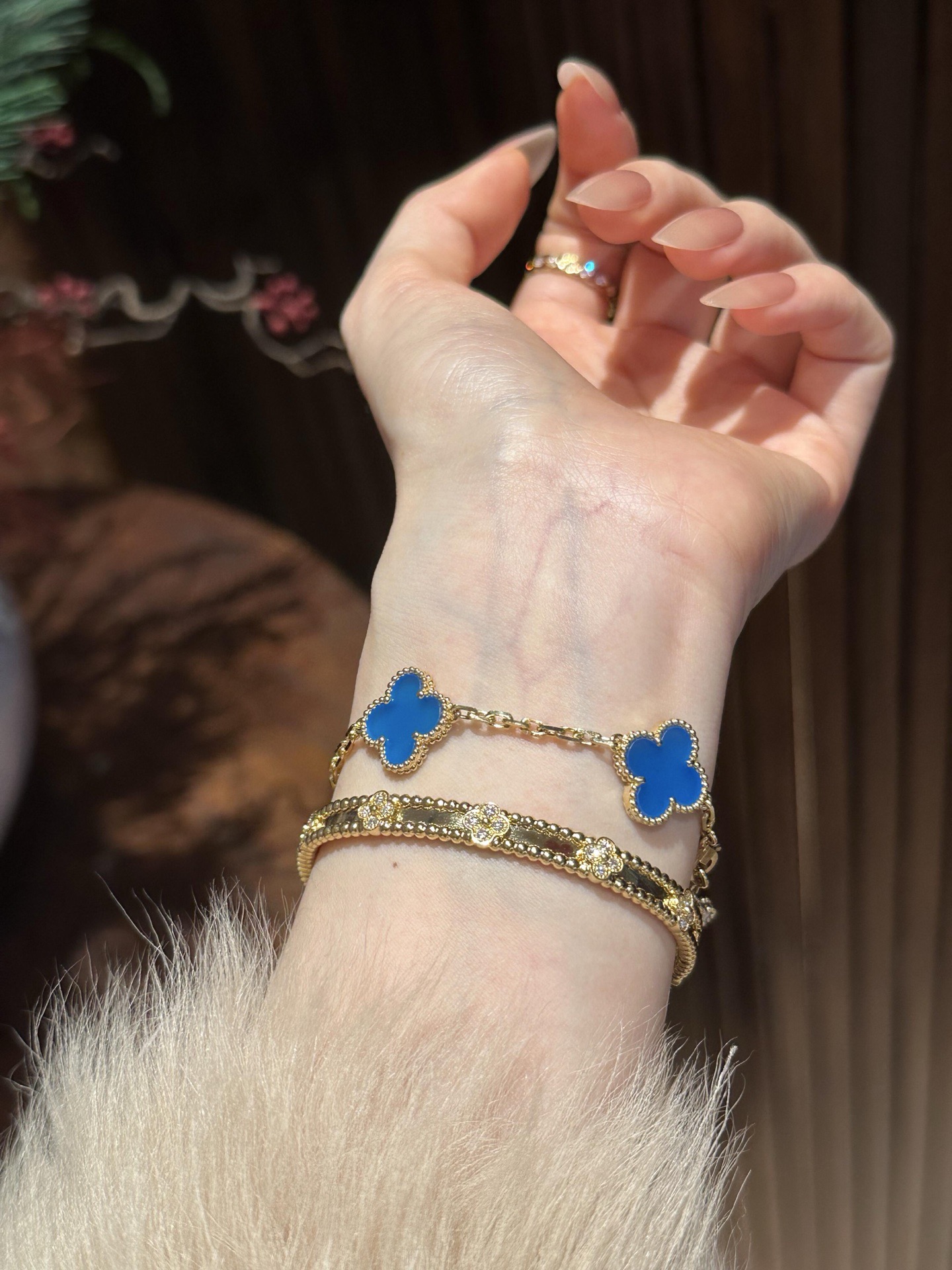 Bracciale Van Cleef Arpels Vintage Alhambra Oro rosa con motivi di trifoglio di lapislazzuli blu 18 cm