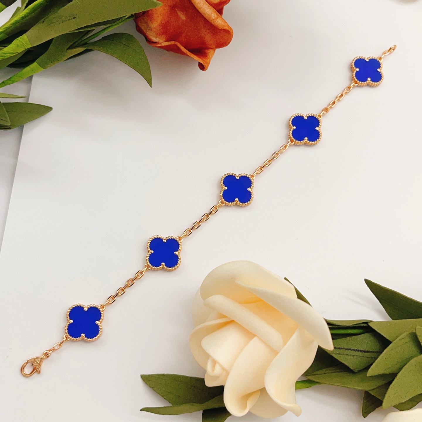 Bracciale Van Cleef Arpels Vintage Alhambra Oro rosa con motivi di trifoglio di lapislazzuli blu 18 cm