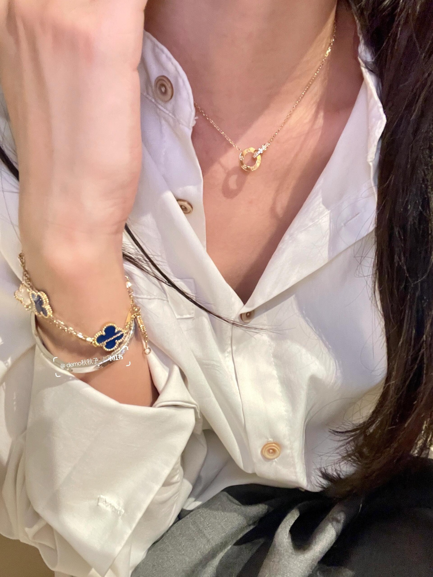 Van Cleef Arpels Alhambra bracelet yellow gold blue agate 17cm