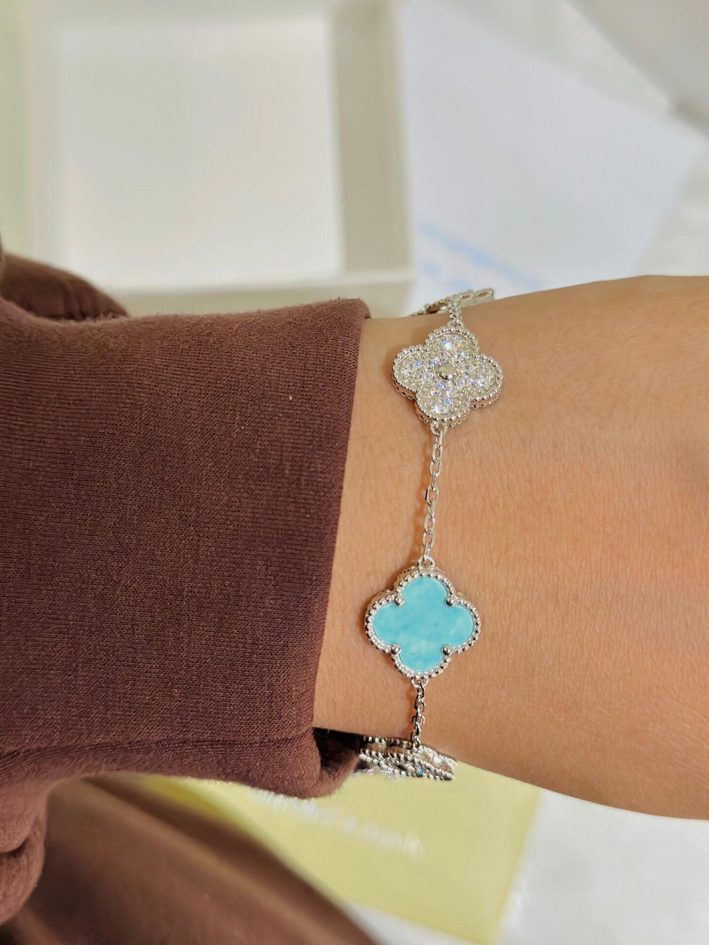 Van Cleef Arpels Vintage Alhambra bracelet White gold turquoise diamond 17cm