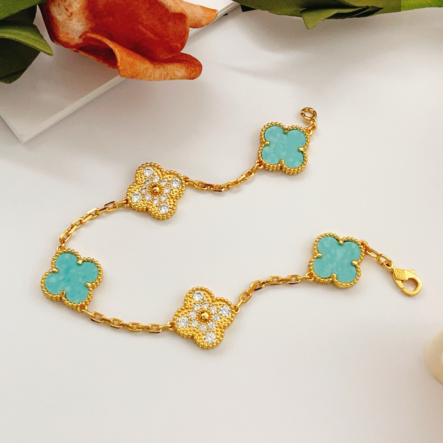 Van Cleef Arpels Vintage Alhambra bracelet Yellow gold with turquoise and diamond accents 18cm