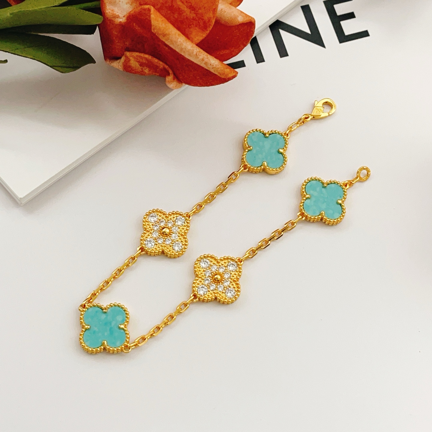 Van Cleef Arpels Vintage Alhambra bracelet Yellow gold with turquoise and diamond accents 18cm