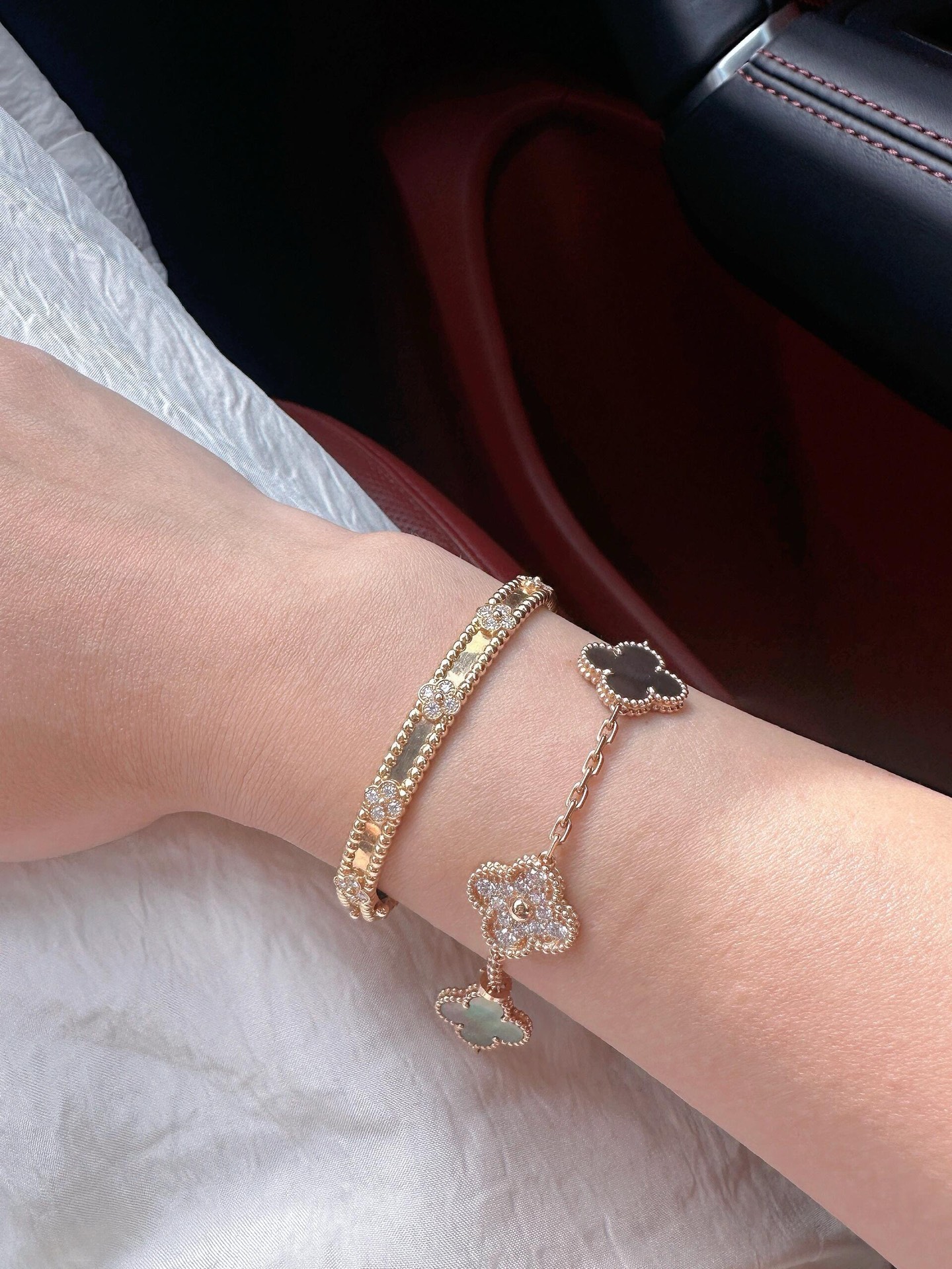 Bracciale Van Cleef Arpels Vintage Alhambra Oro rosa con accenti di madreperla grigia e diamanti 18 cm