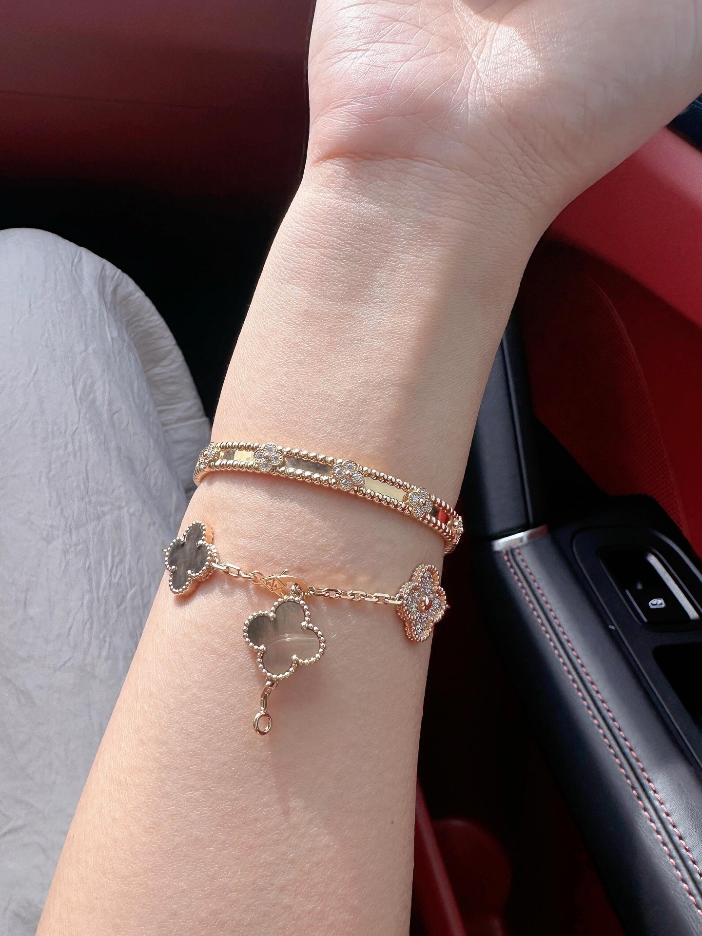 Bracciale Van Cleef Arpels Vintage Alhambra Oro rosa con accenti di madreperla grigia e diamanti 18 cm