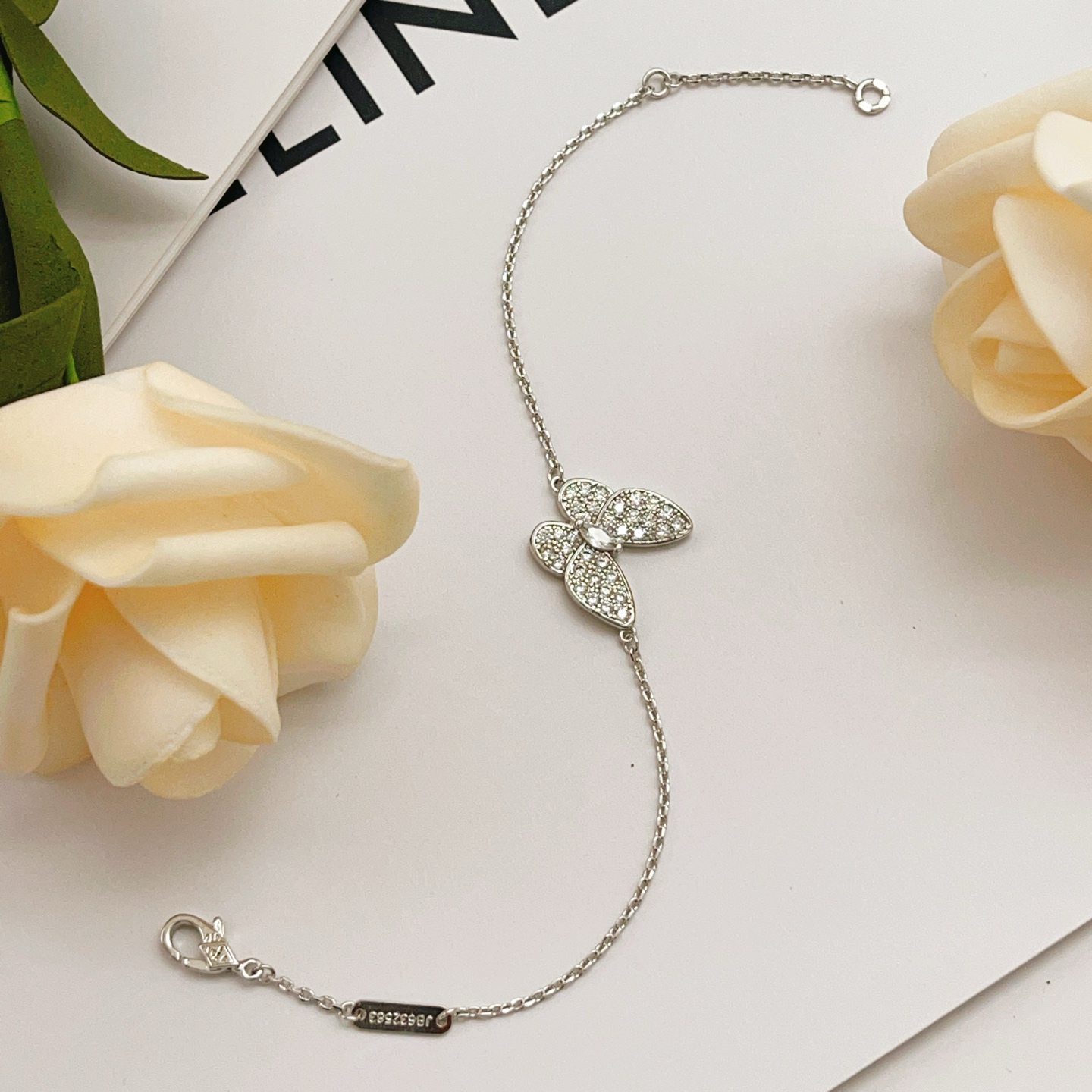Bracciale Van Cleef Arpels Two Butterfly Oro bianco diamante 17 cm