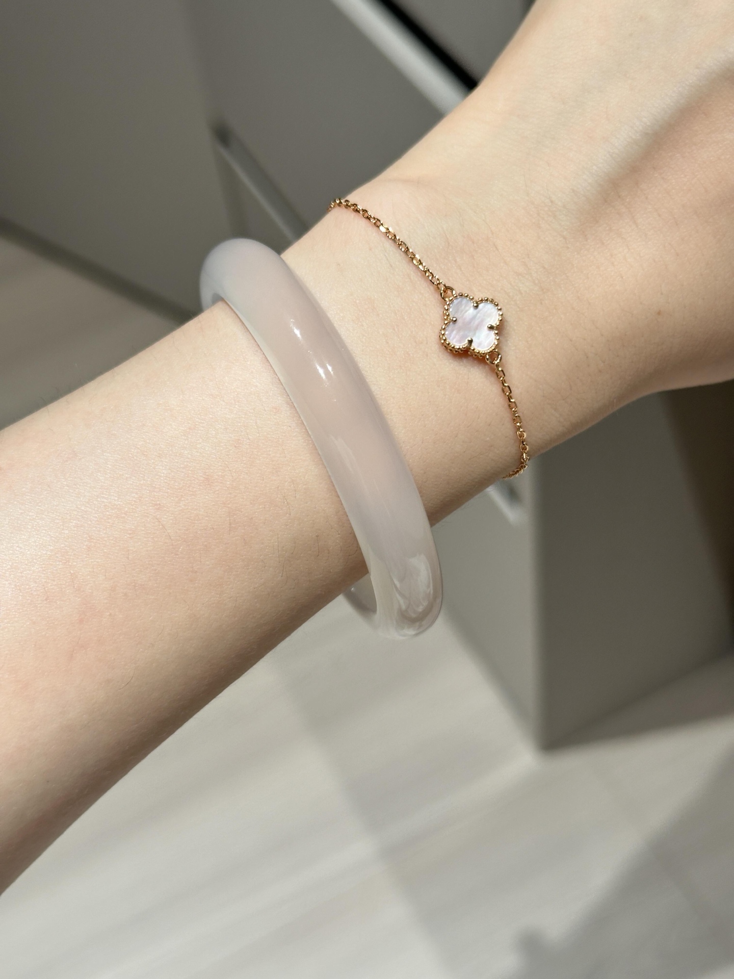 Van Cleef Arpels Sweet Alhambra bracelet 18k rose gold mother-of-pearl 17cm
