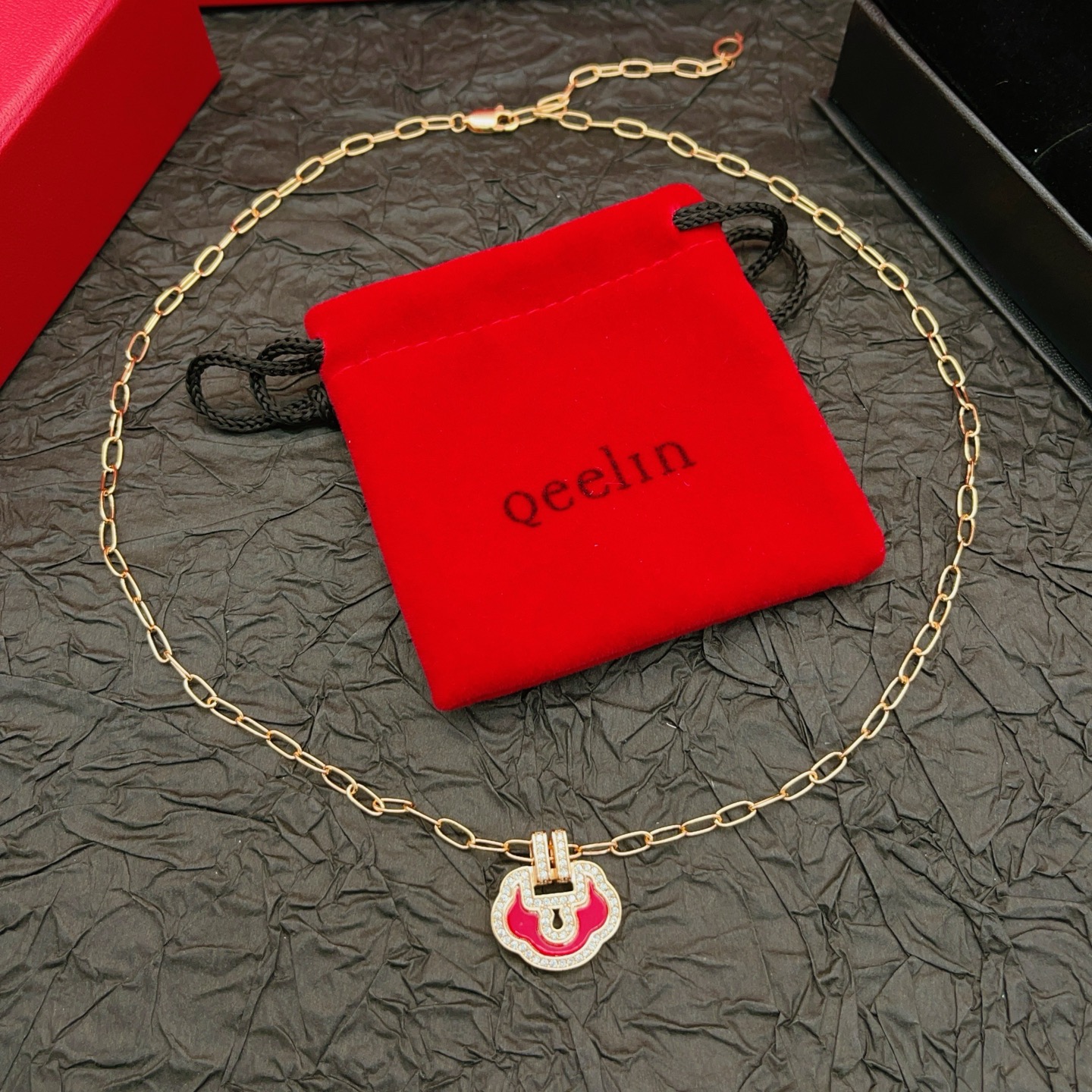 Qeelin Yu Yi necklace 18k rose gold red carnelian diamond 42cm