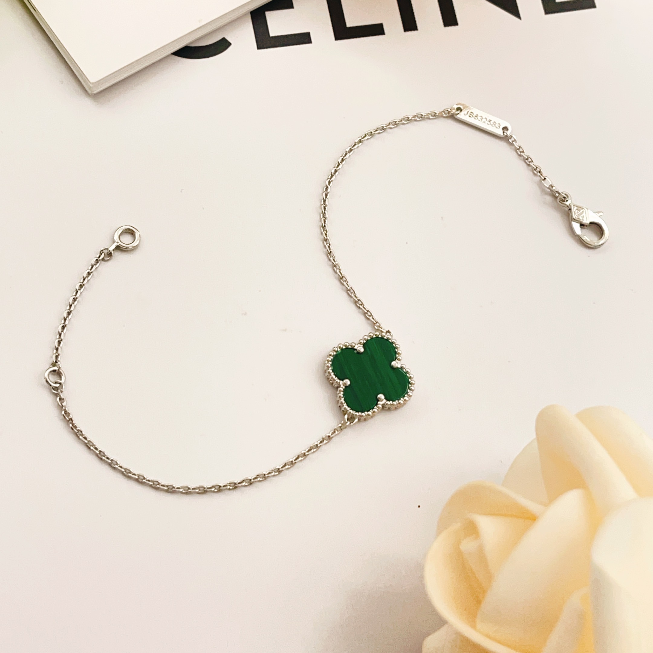 Van Cleef Arpels Alhambra bracelet silver-toned metal with green malachite 17cm