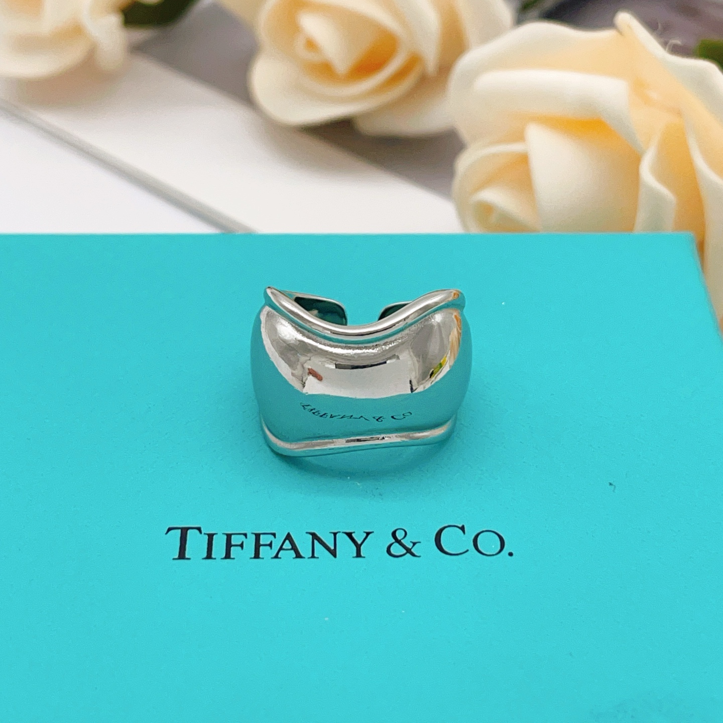 Tiffany Co Elsa Peretti Bone Cuff Ring ring polished sterling silver no accent stones adjustable open band