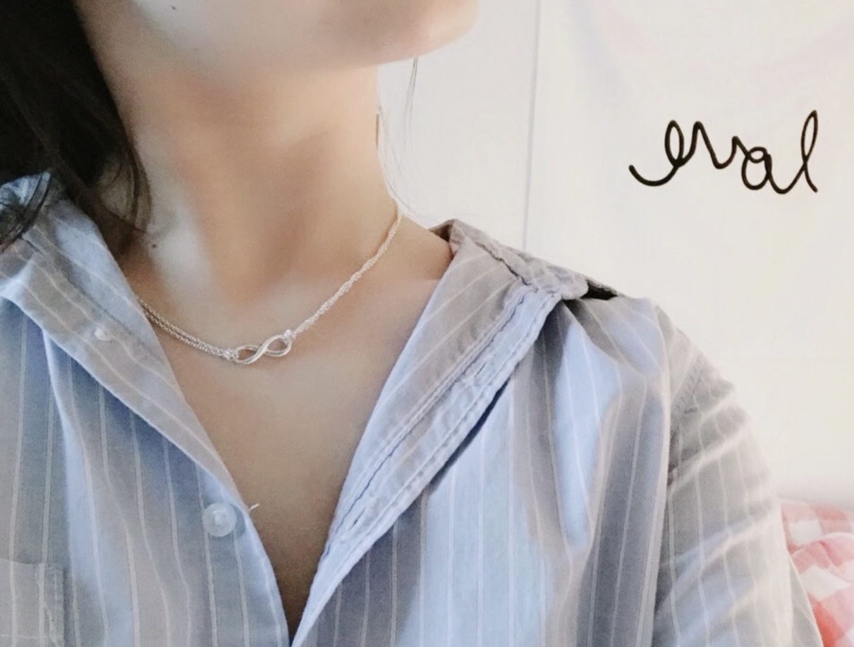 Tiffany Co Infinity necklace Sterling silver no gemstones 16 inches
