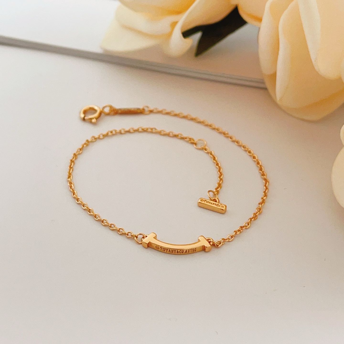 Tiffany Co T Smile bracelet 18k yellow gold 16cm with 2cm extender
