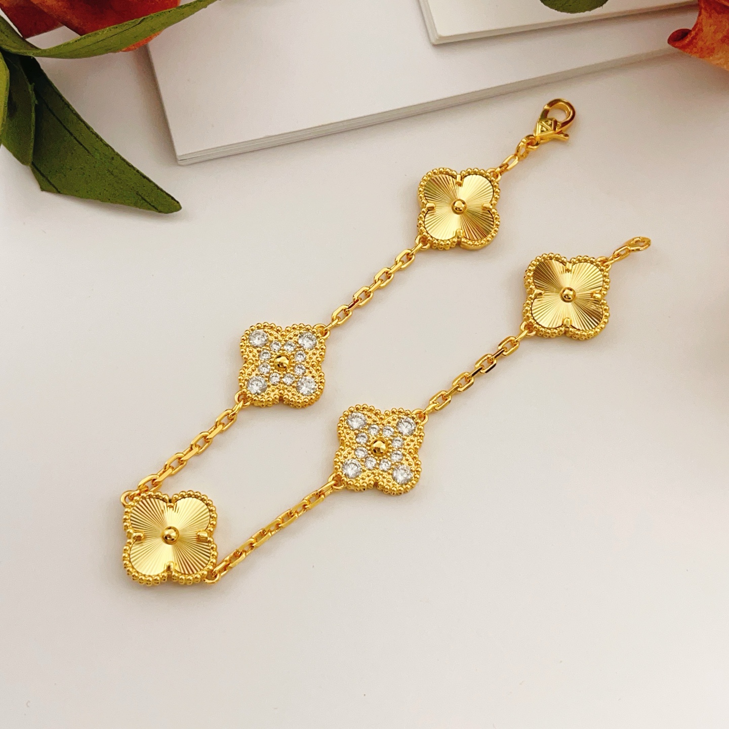Van Cleef Arpels Vintage Alhambra bracelet Yellow gold with clear diamond accents 19cm
