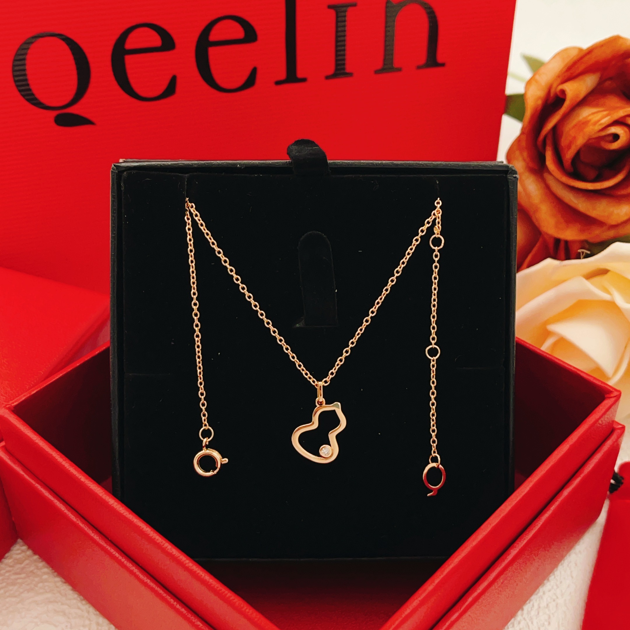 Qeelin Wulu necklace 18K rose gold with clear diamond accent 42cm
