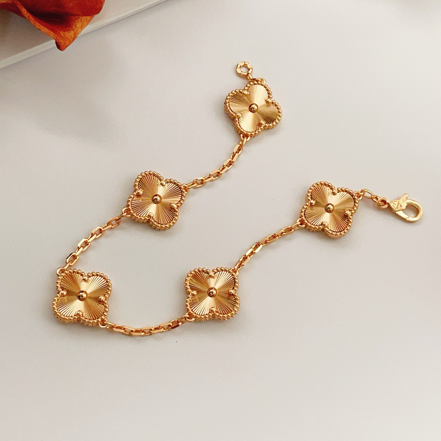 Van Cleef Arpels Vintage Alhambra bracelet 18k yellow gold with guilloche engraved clover motifs 18cm