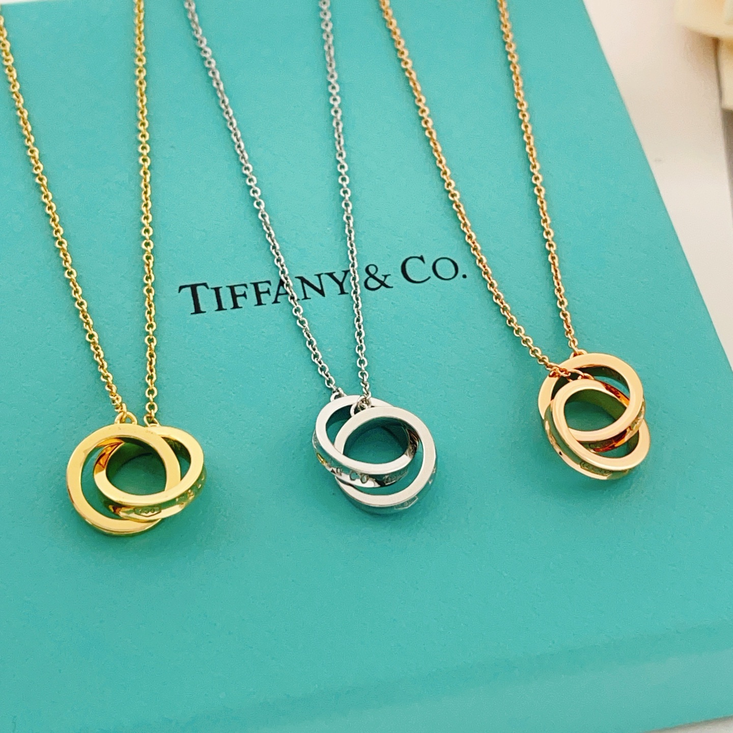 Tiffany Co 1837 Interlocking Circles necklace sterling silver 16 inches