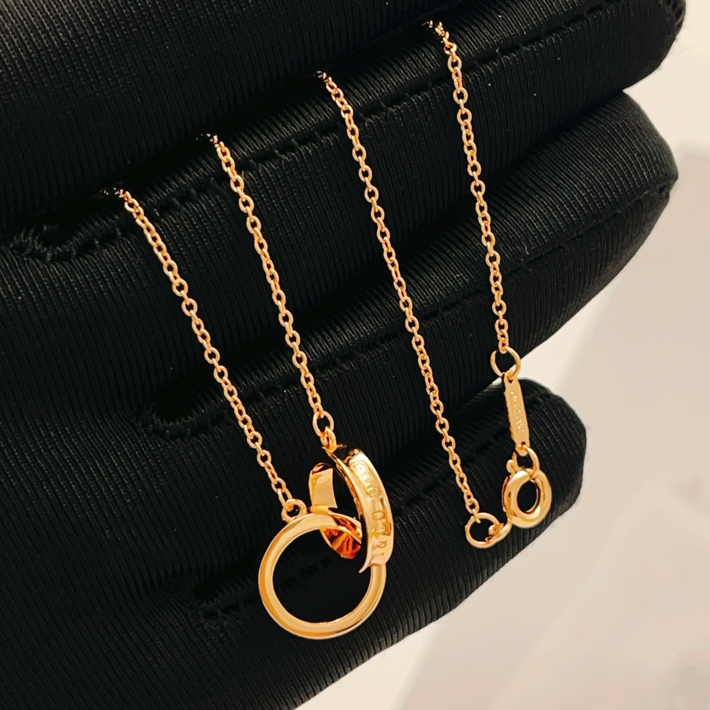 Tiffany Co 1837 Interlocking Circles necklace 18k rose gold no gemstones 16 inches