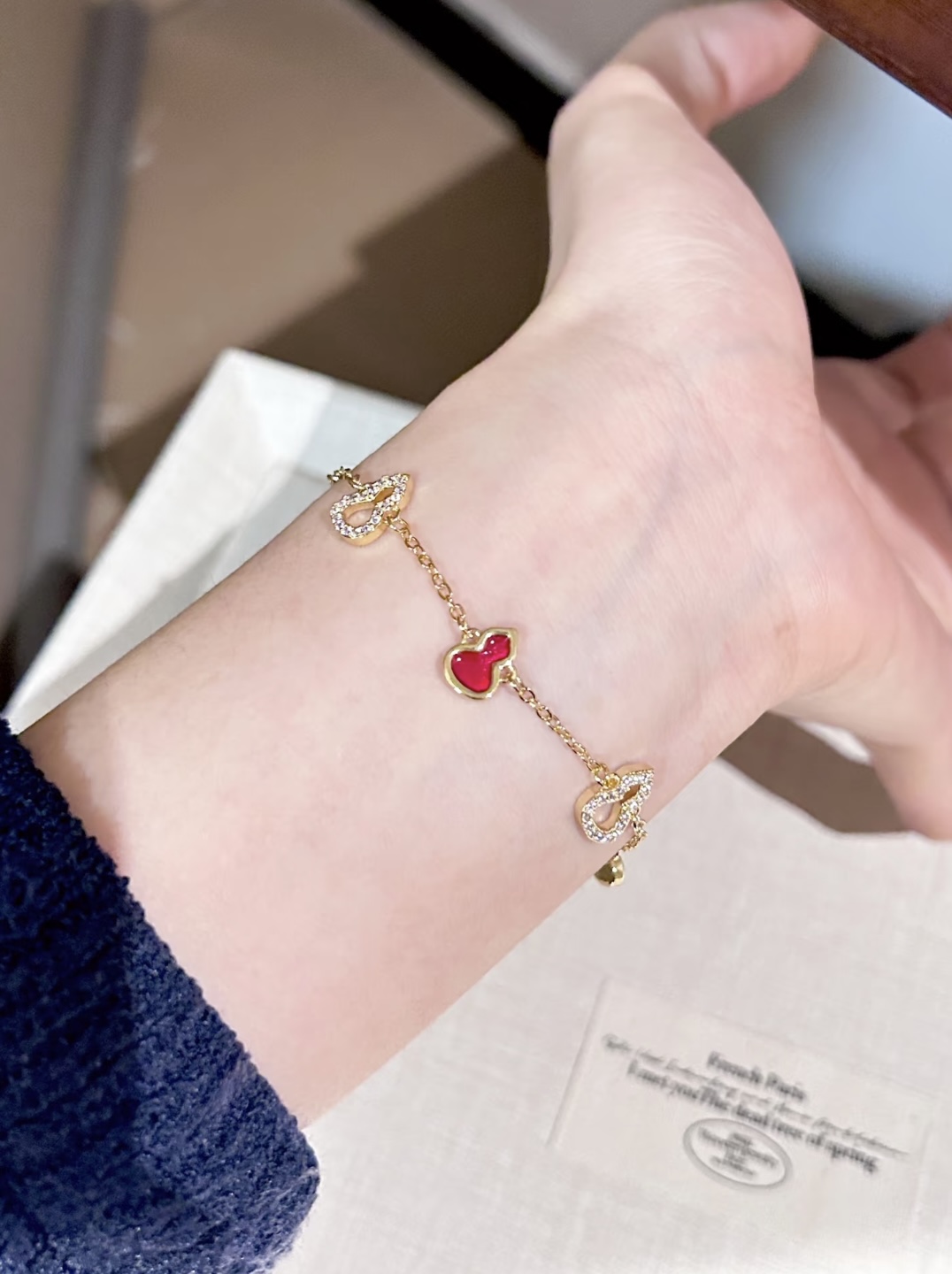 Qeelin Wulu bracelet 18K rose gold red enamel clear diamond 18cm