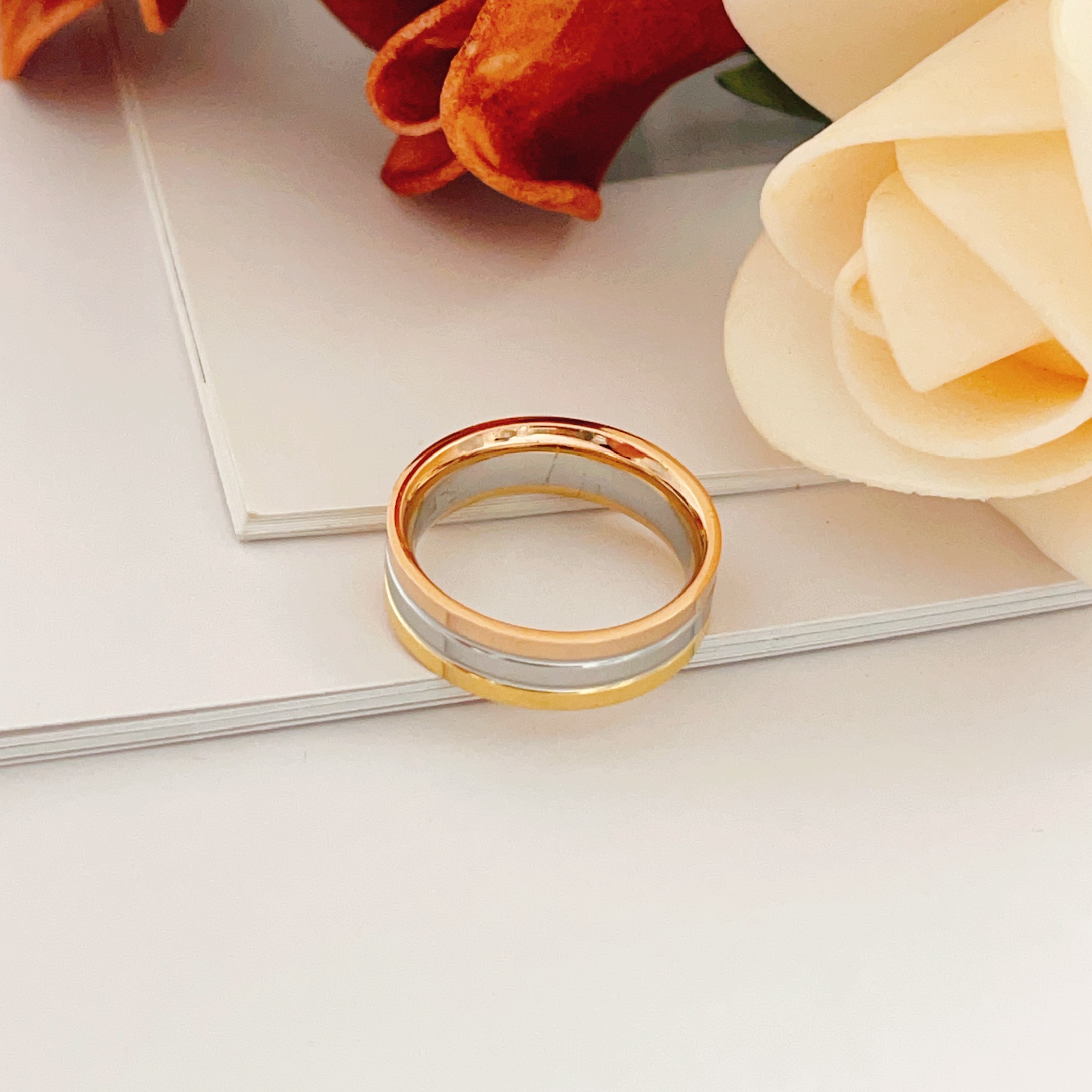 Cartier Vendome Louis Cartier ring 18k yellow gold 18k rose gold 18k white gold No 7