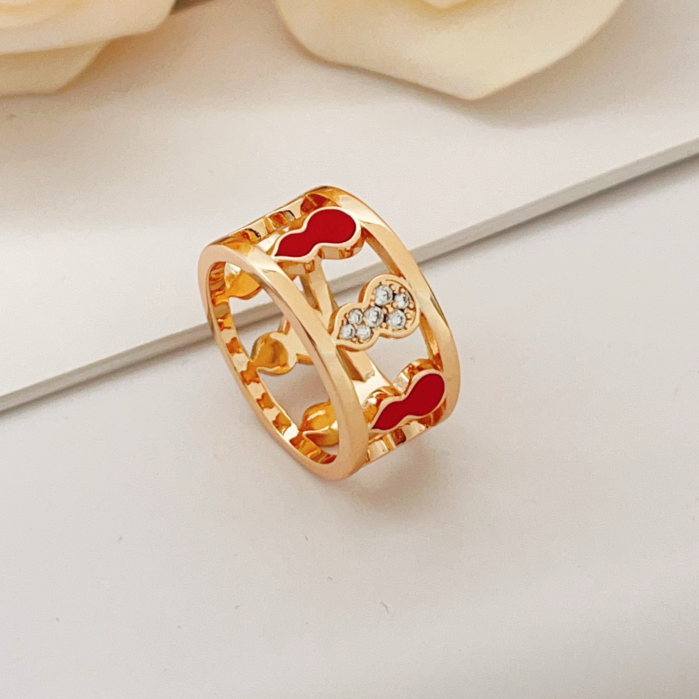 Qeelin Wulu ring 18K rose gold red enamel clear diamond 7