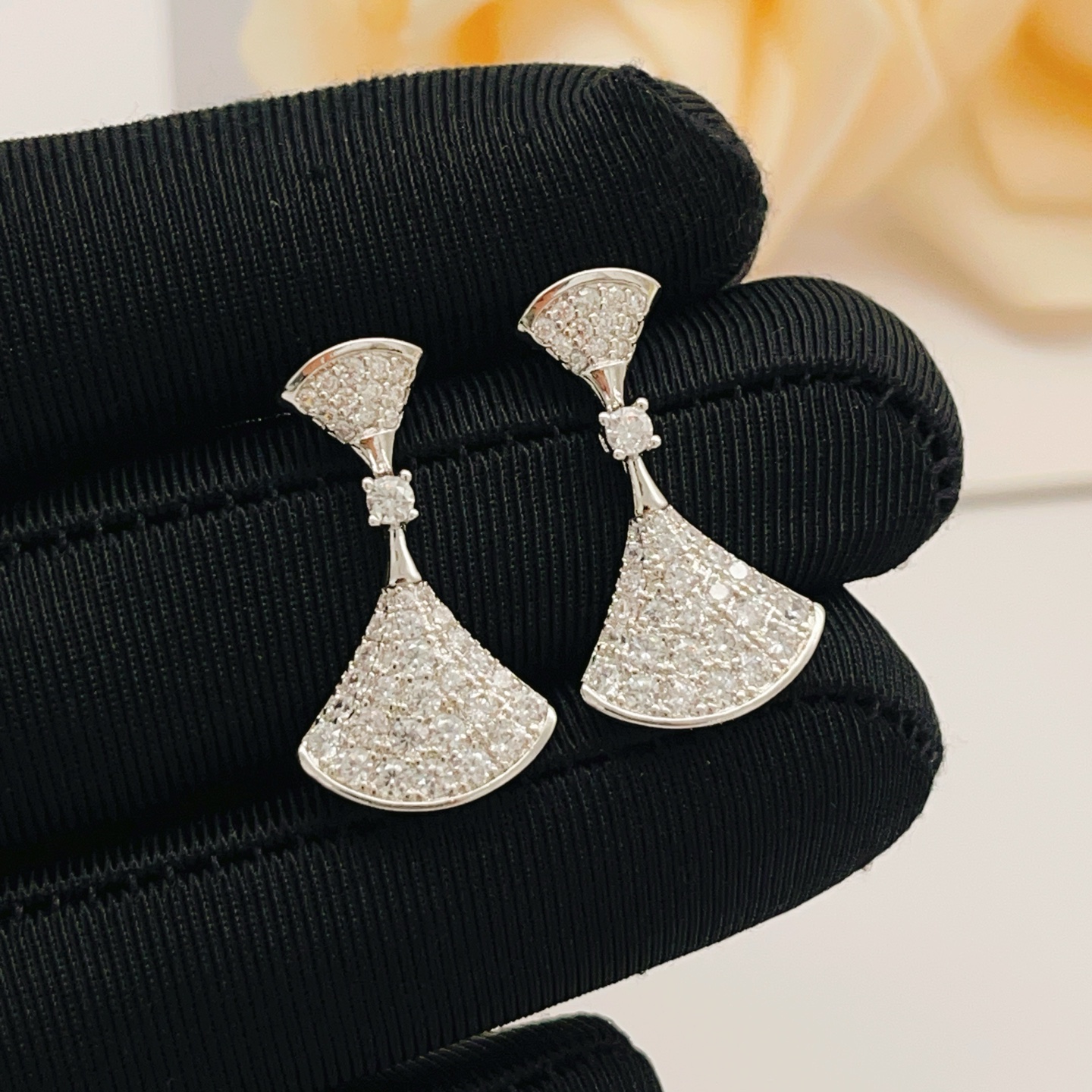 Bvlgari Divas Dream earrings silver-toned white gold with full pave clear diamonds 2 2cm drop length