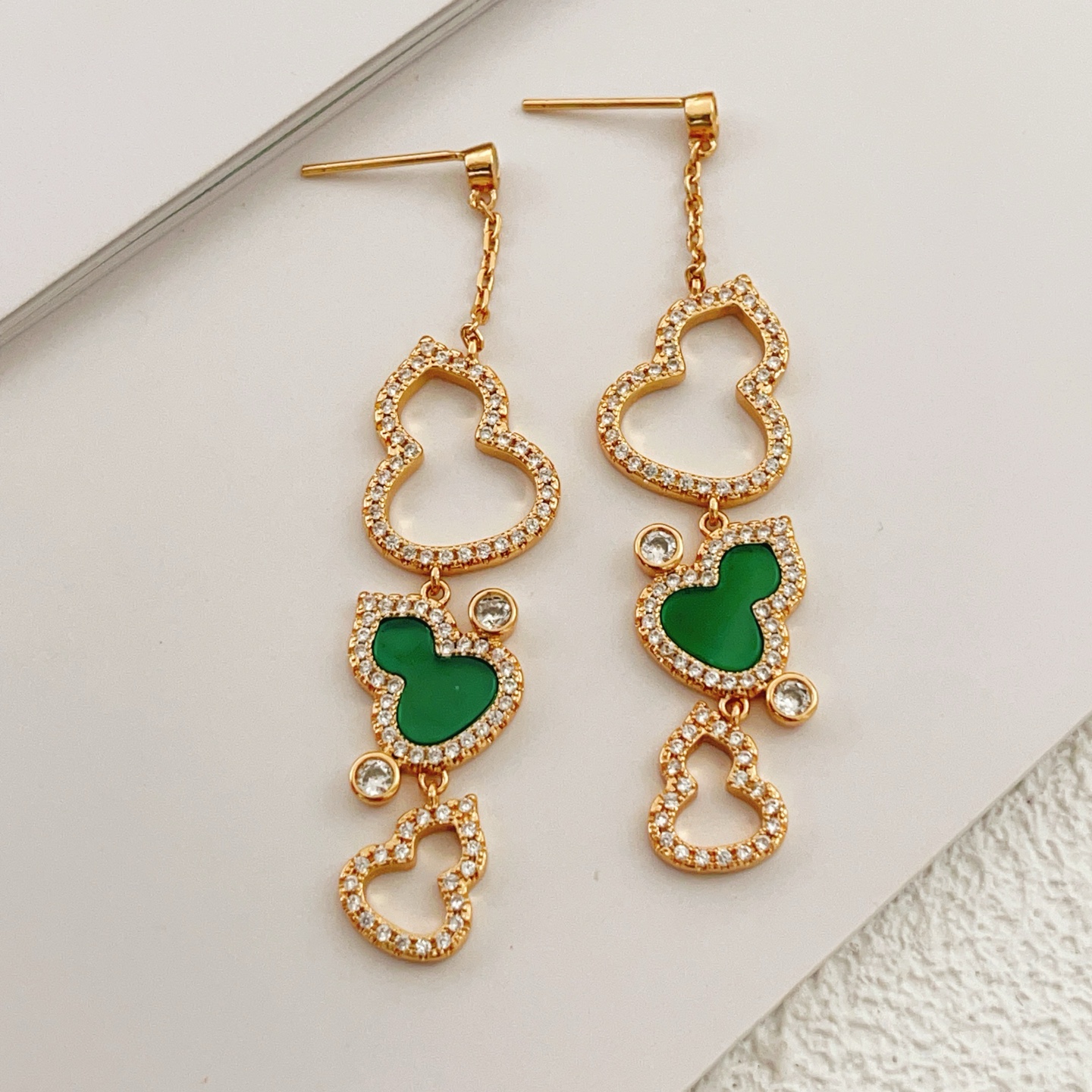 Qeelin Wulu earrings 18k rose gold green malachite clear diamond simulants 4 5cm drop length