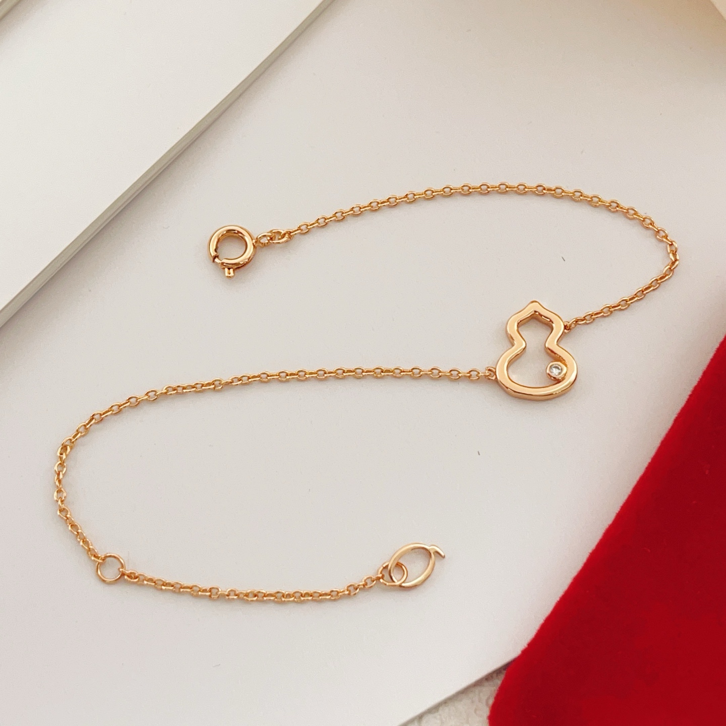 Qeelin Wulu bracelet 18K rose gold with single clear diamond accent 17cm