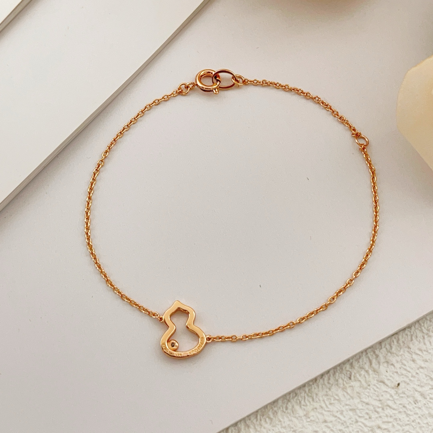 Qeelin Wulu bracelet 18K rose gold with single clear diamond accent 17cm