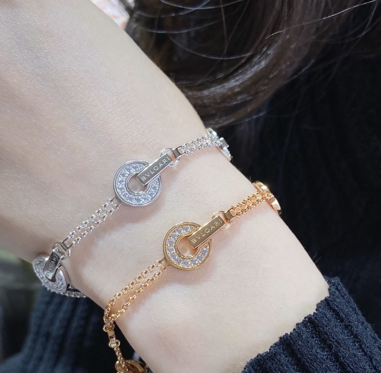 Bvlgari BVLGARIBVLGARI bracelet Rose gold with clear diamond pave 18cm
