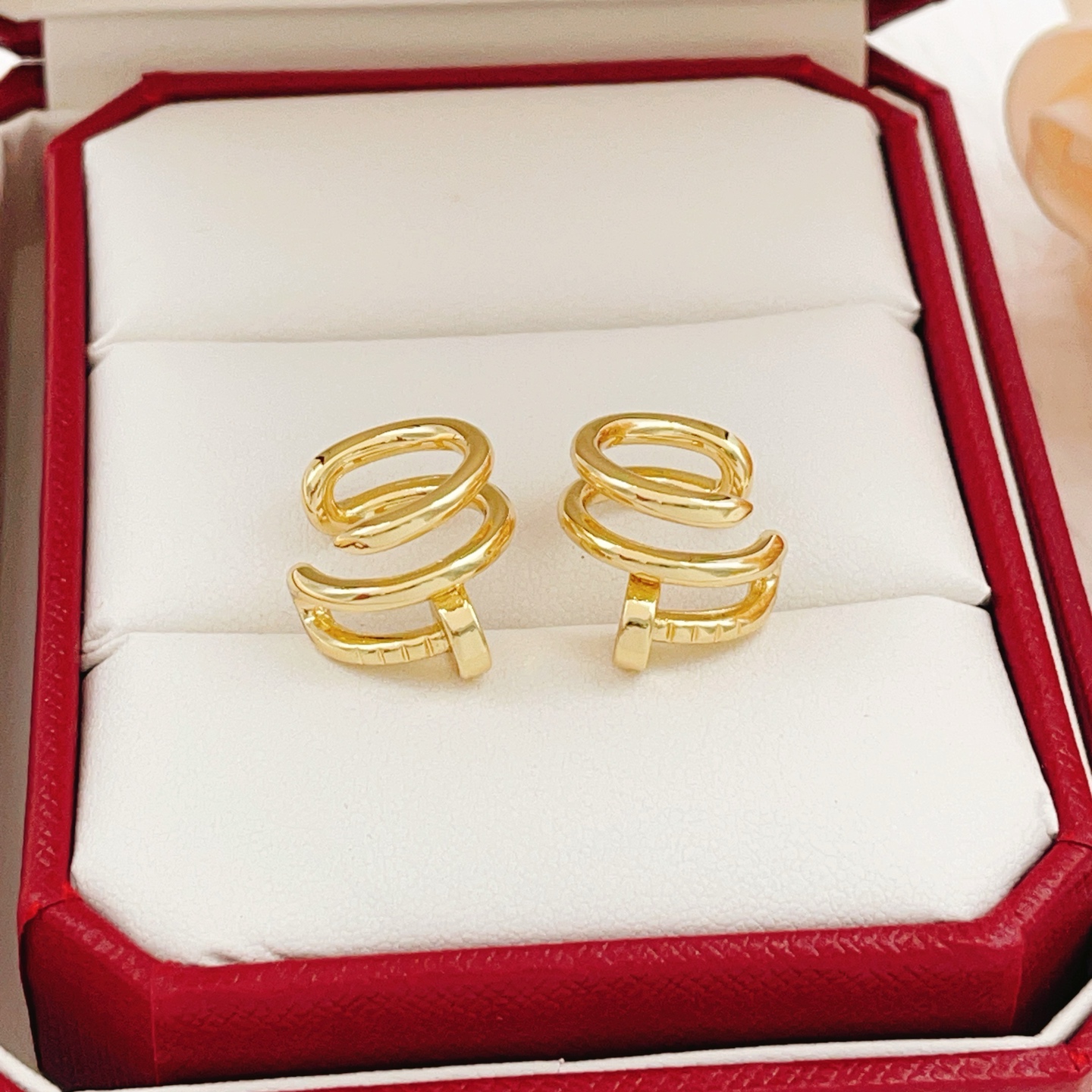 Cartier Signature Logo Nail Cuff Earrings earrings Yellow gold tone metal no gemstones One Size cuff style no chain length