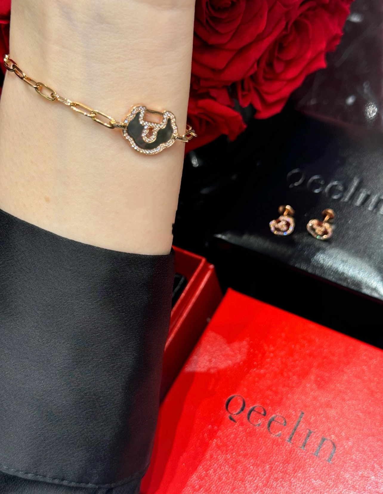 Qeelin Yu Yi bracelet 18K rose gold white mother-of-pearl diamond 17cm