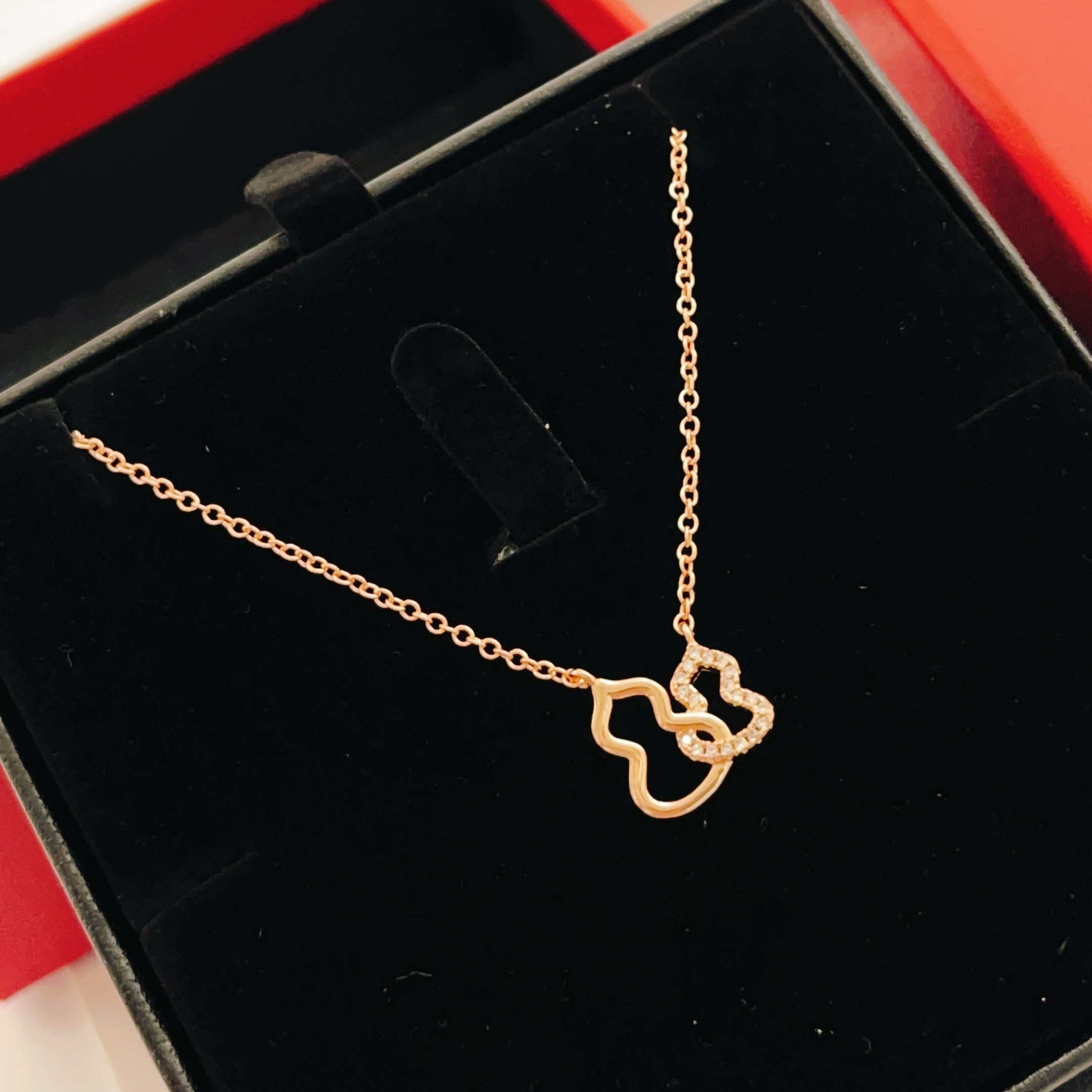 Qeelin Wulu necklace 18k rose gold with clear diamond accents 42cm with 5cm extender