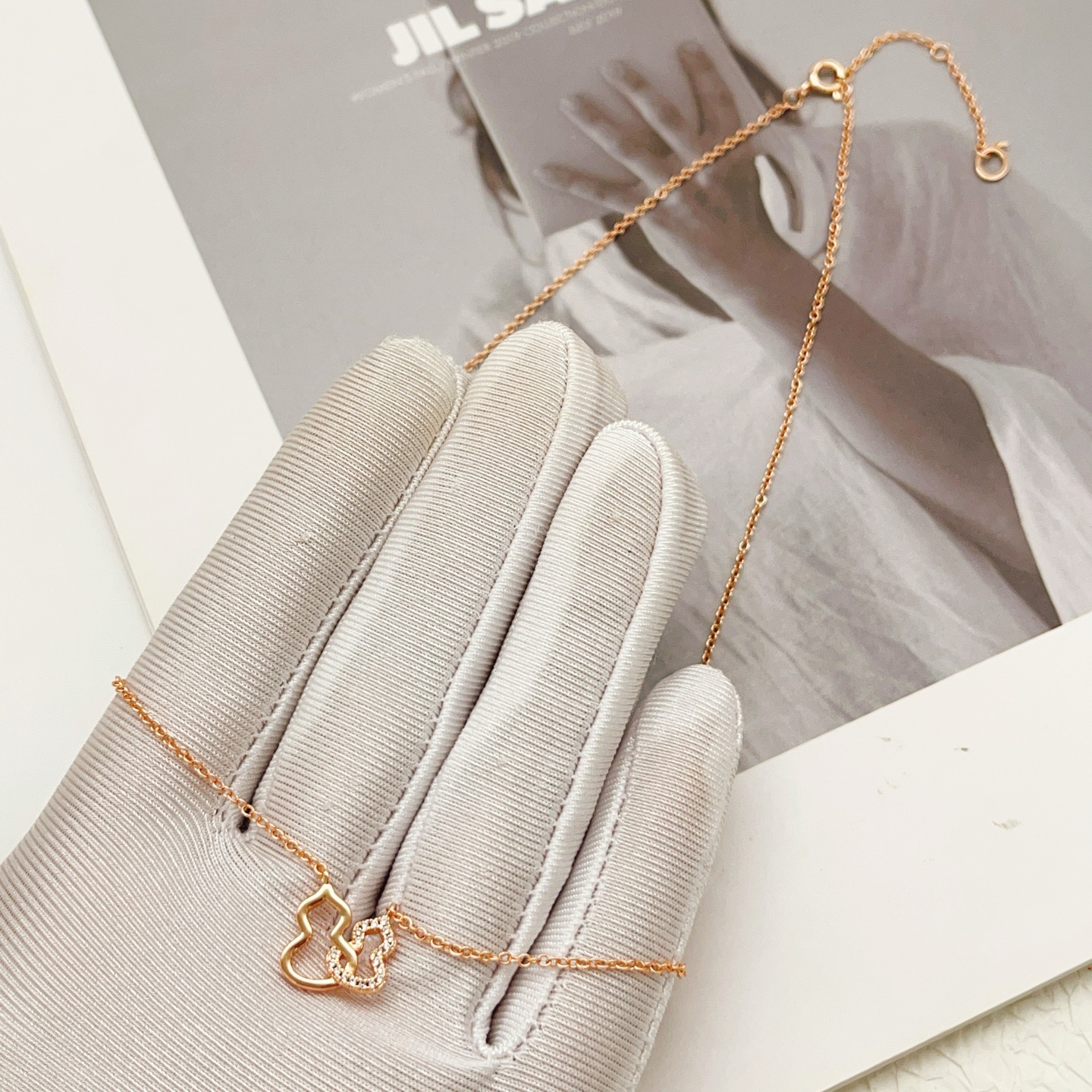 Qeelin Wulu necklace 18k rose gold with clear diamond accents 42cm with 5cm extender