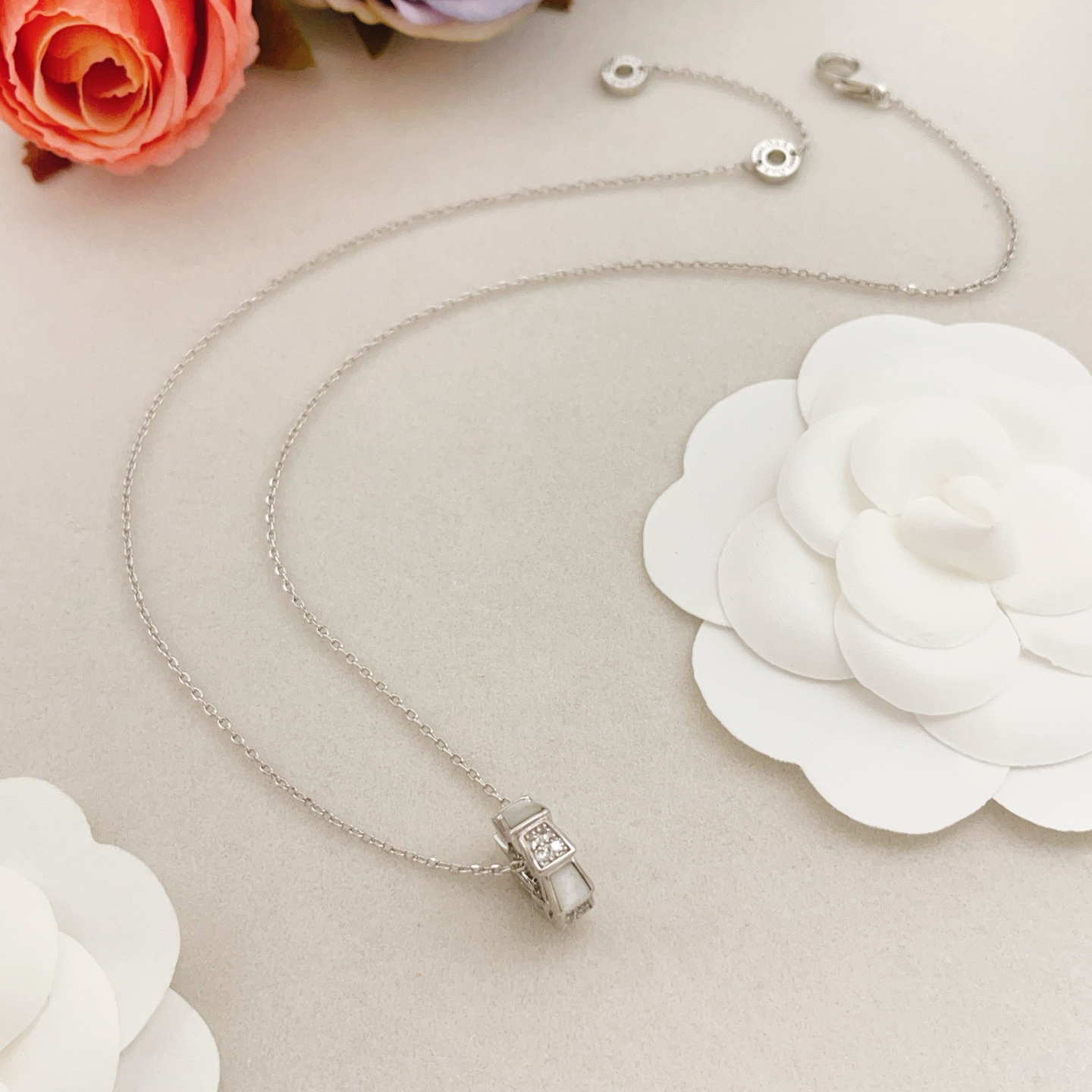 Bvlgari Serpenti Viper necklace Available in 18k white gold and 18k rose gold set with white mother-of-pearl and pave diamonds 40-45cm adjustable