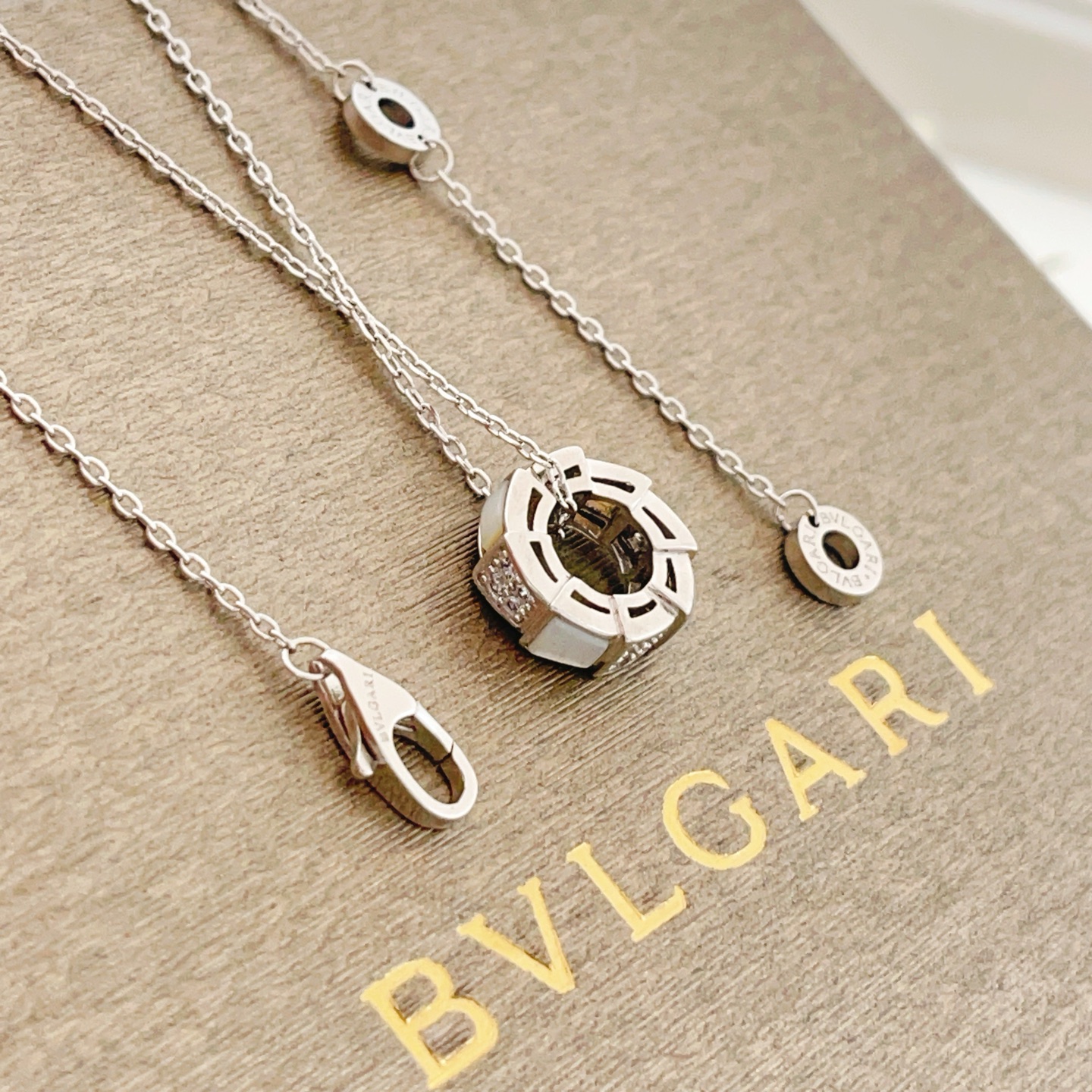 Bvlgari Serpenti Viper necklace Available in 18k white gold and 18k rose gold set with white mother-of-pearl and pave diamonds 40-45cm adjustable
