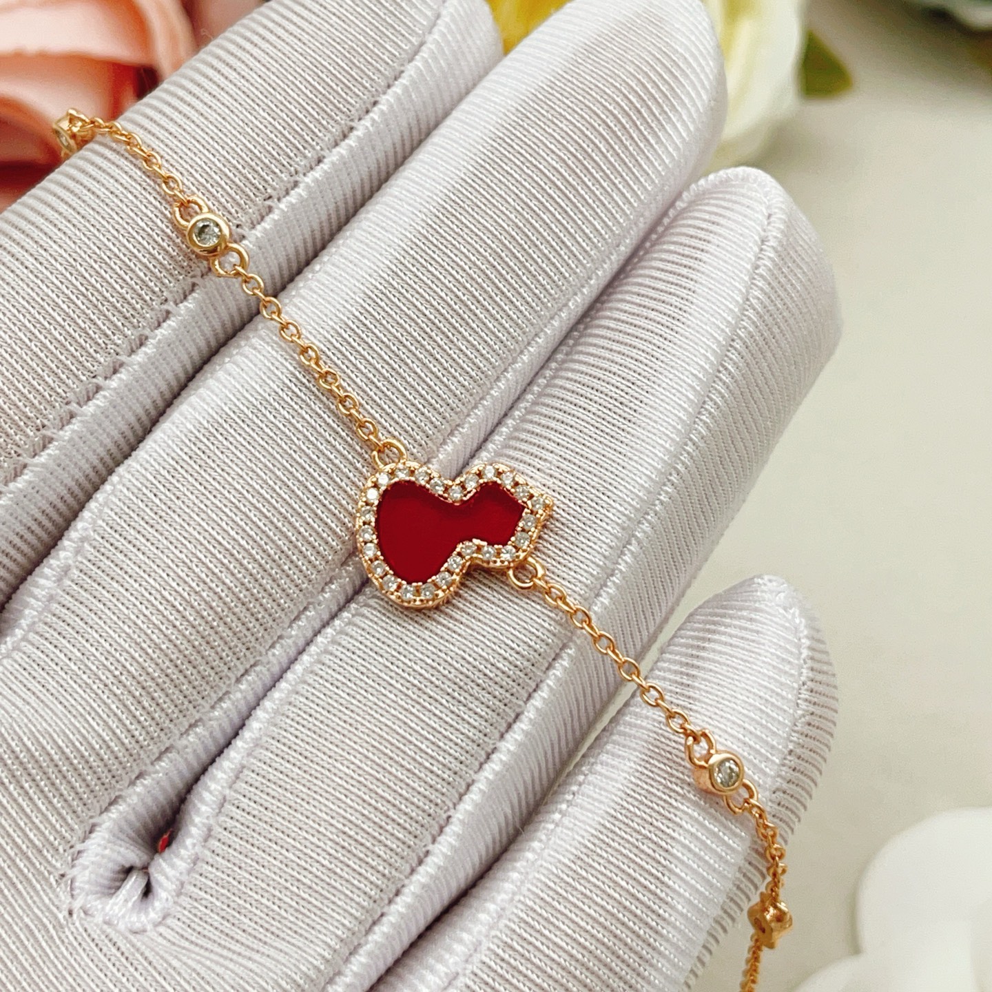 Qeelin Wulu bracelet 18K rose gold red agate diamond 16-19cm adjustable