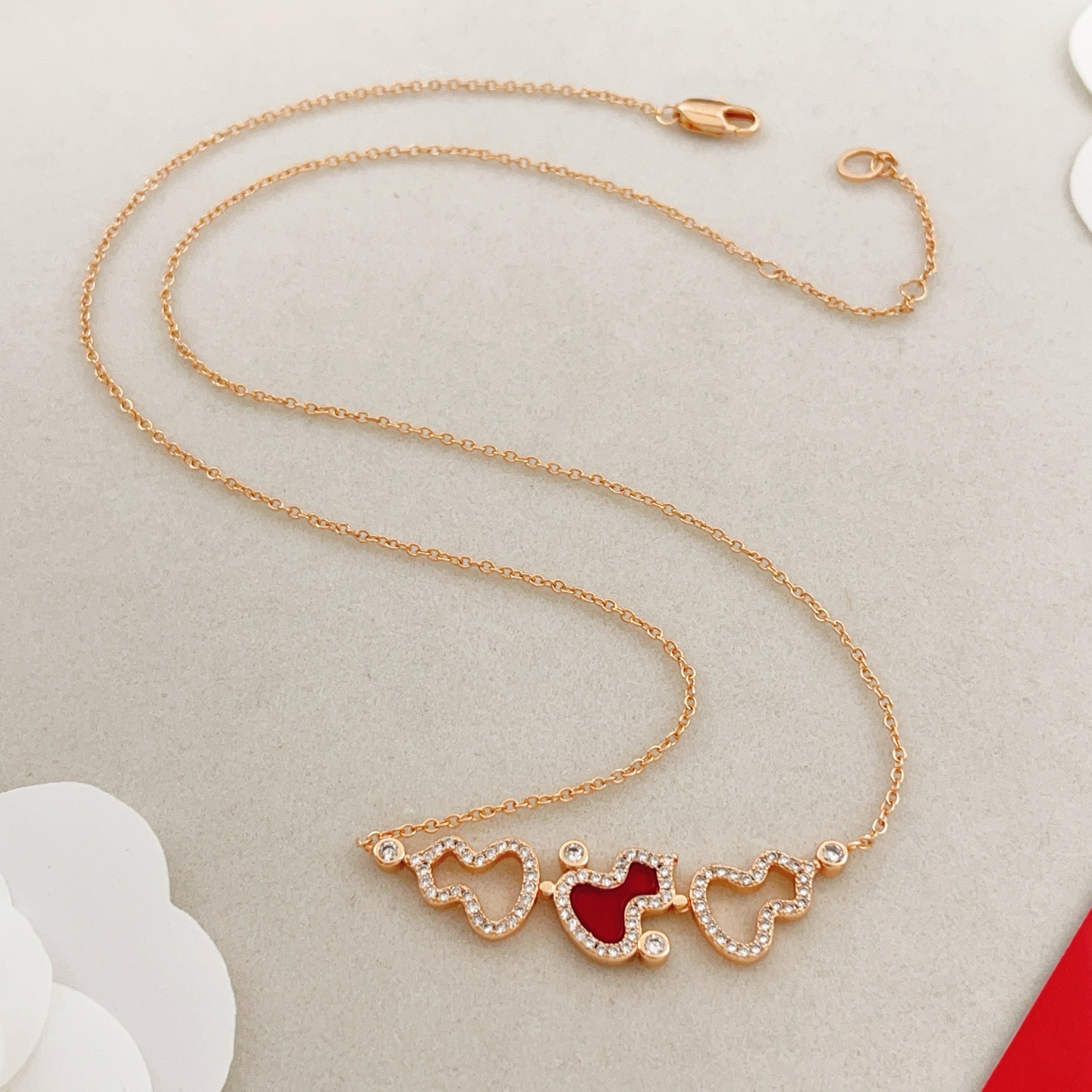 Qeelin Wulu necklace Rose gold metal red carnelian inlay clear diamond accents 42cm with 3cm extender