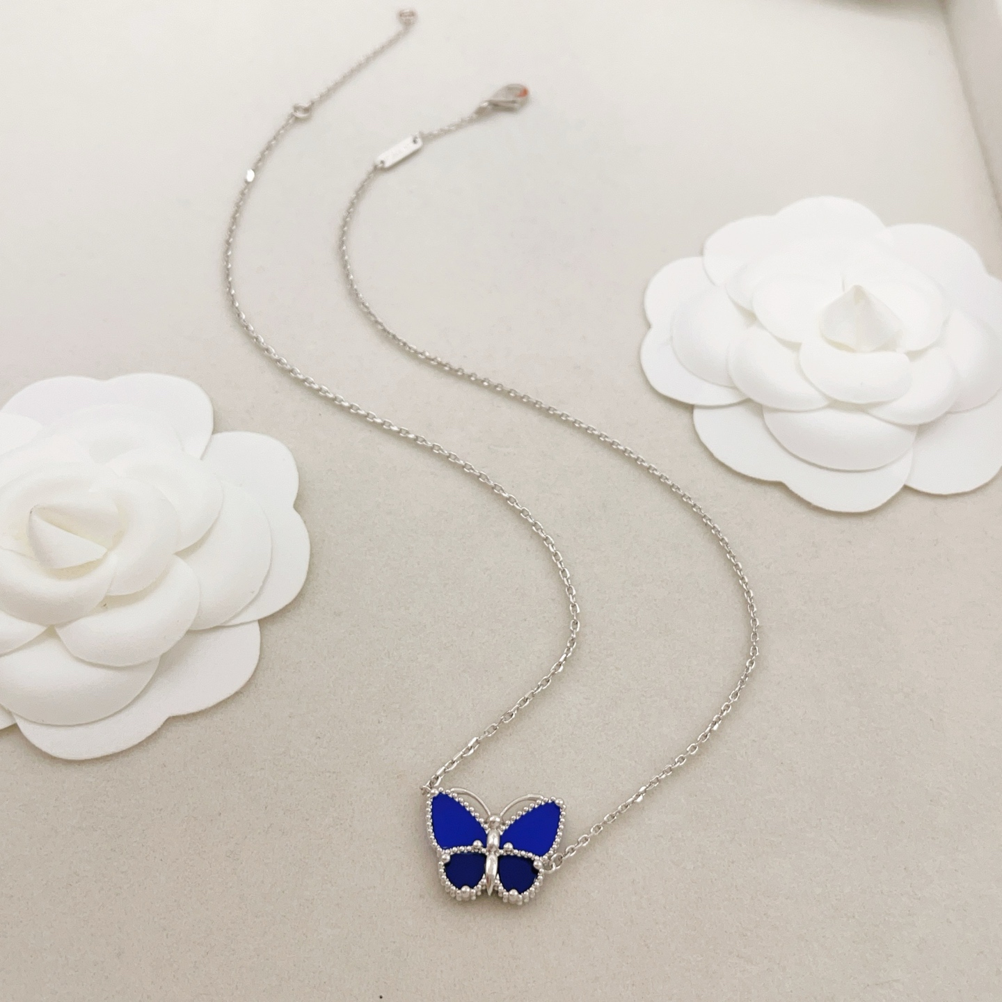 Van Cleef Arpels Lucky Alhambra Butterfly necklace white gold with blue agate 42cm