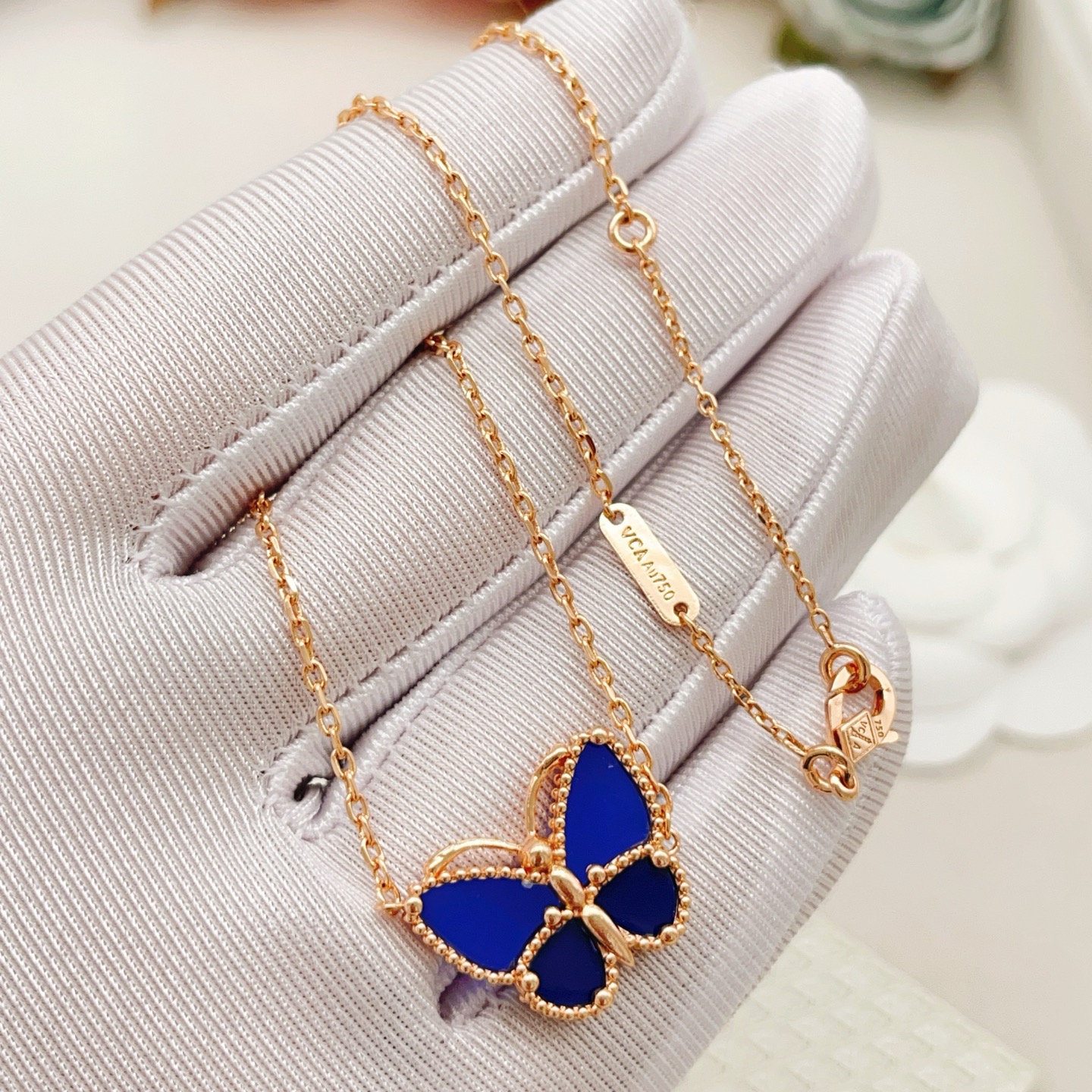 Van Cleef Arpels Lucky Alhambra Butterfly necklace Rose gold with deep blue lapis lazuli 42cm