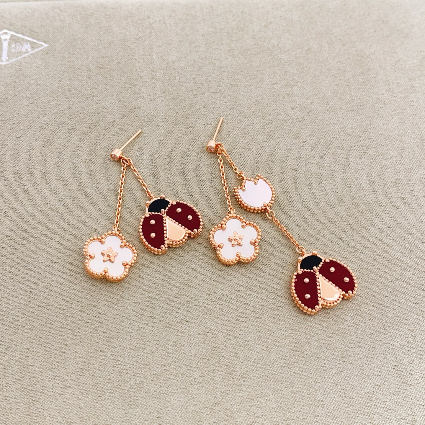 Van Cleef Arpels Lucky Spring earrings Rose gold white mother-of-pearl red carnelian black onyx diamond accent 4 5cm drop length
