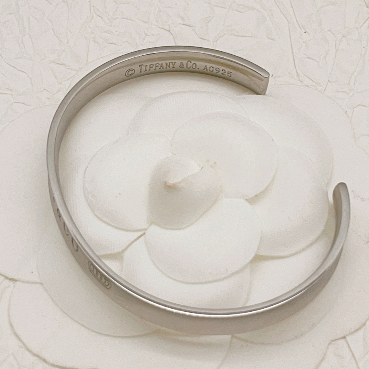 Tiffany Co 1837 bracelet Sterling silver 925 silver polished silver tone no accent stones 17cm inner circumference