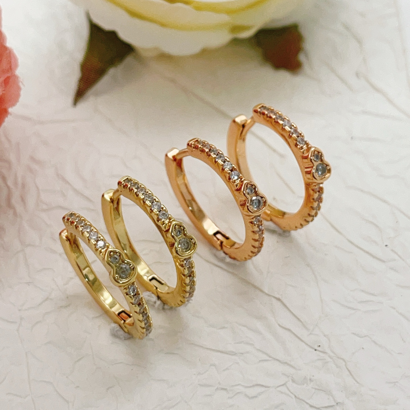 Qeelin Wulu earrings 18K yellow gold with clear diamond accents 15mm hoop diameter
